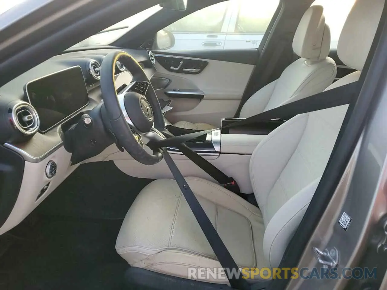 7 fotografías del automóvil dañado W1KAF4GB4PR144969 MERCEDES-BENZ C-CLASS 2023