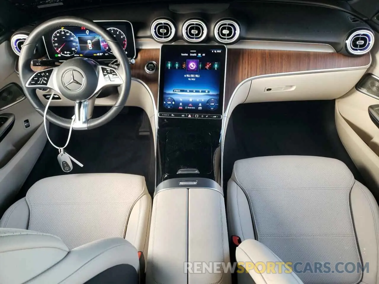 8 fotografías del automóvil dañado W1KAF4GB5PR145435 MERCEDES-BENZ C-CLASS 2023