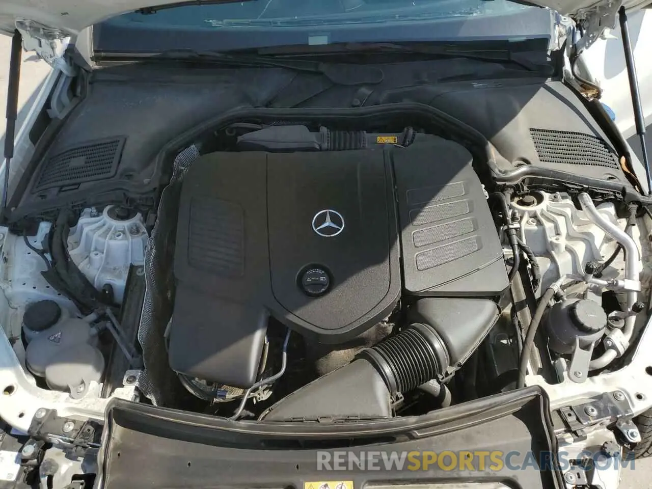 11 fotografías del automóvil dañado W1KAF4GBXPR105741 MERCEDES-BENZ C-CLASS 2023