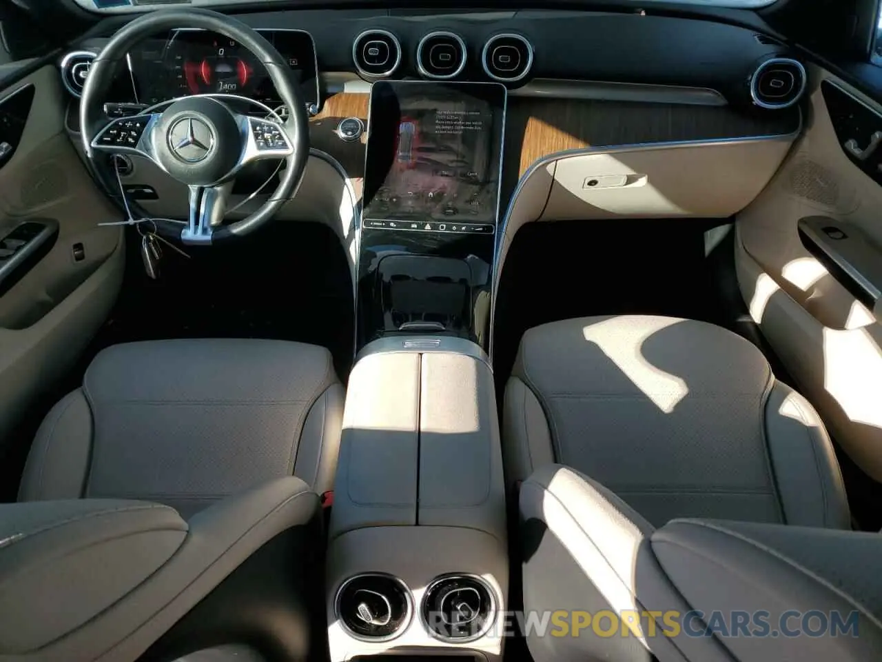 8 fotografías del automóvil dañado W1KAF4HB6PR141621 MERCEDES-BENZ C-CLASS 2023