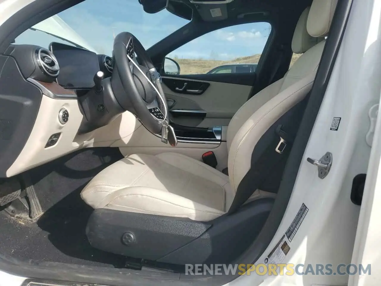 7 fotografías del automóvil dañado W1KAF4HB6PR142266 MERCEDES-BENZ C-CLASS 2023