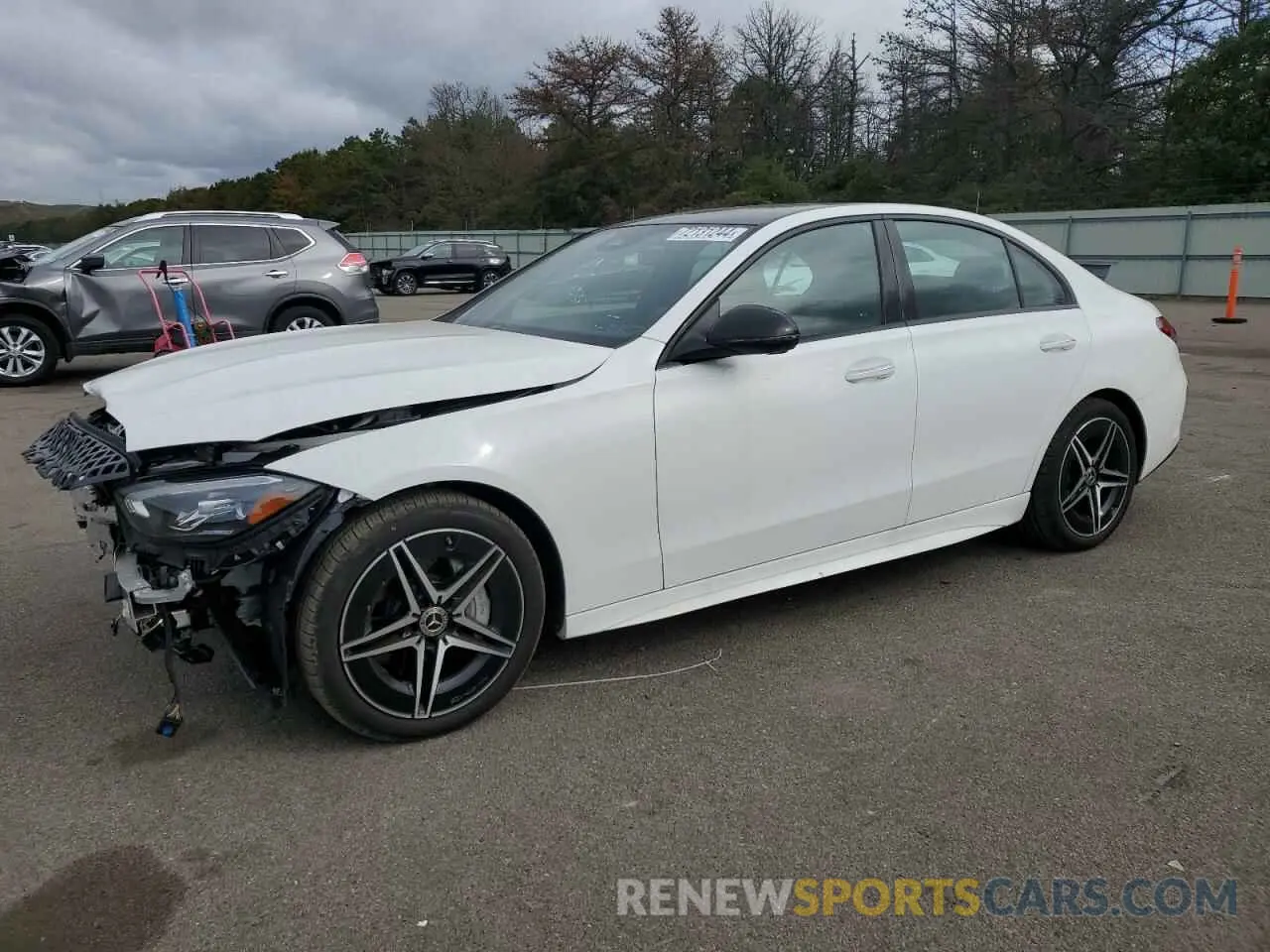 1 fotografías del automóvil dañado W1KAF4HB9PR125655 MERCEDES-BENZ C-CLASS 2023