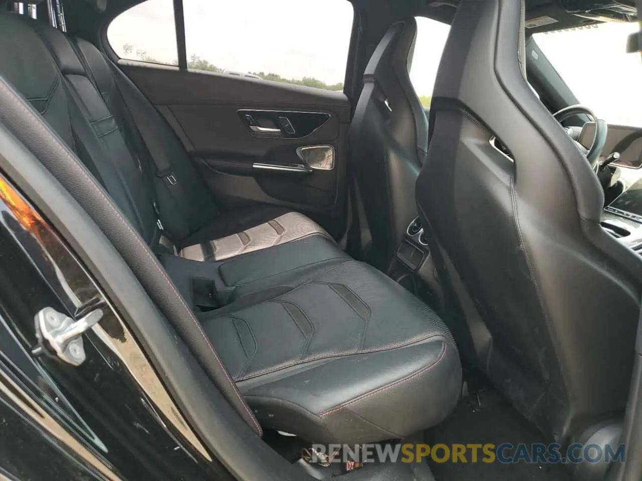 10 fotografías del automóvil dañado W1KAF8HB5PR115101 MERCEDES-BENZ C-CLASS 2023