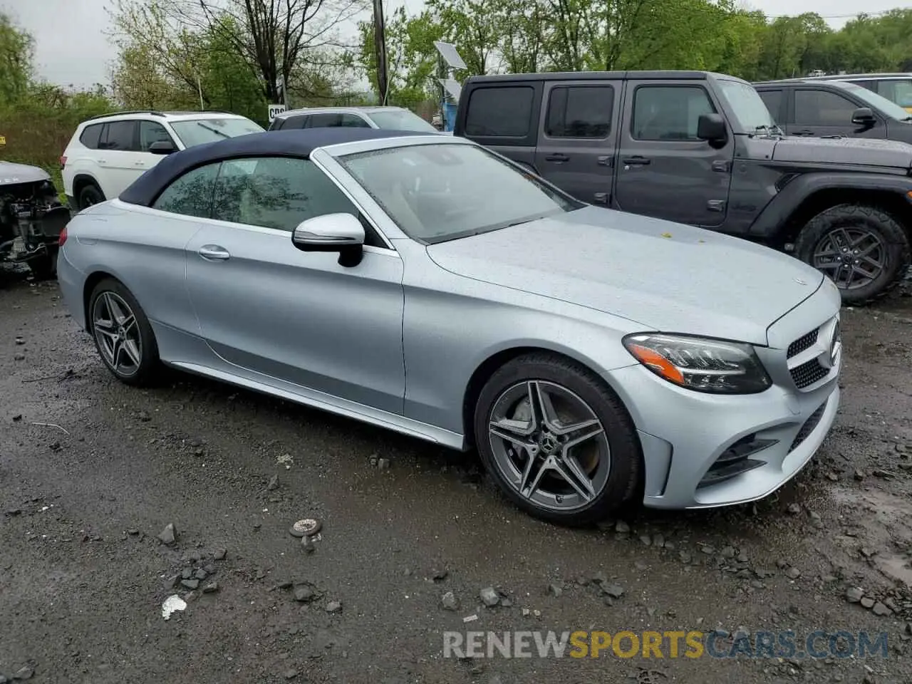 4 fotografías del automóvil dañado W1KWK8EB8PG117149 MERCEDES-BENZ C-CLASS 2023