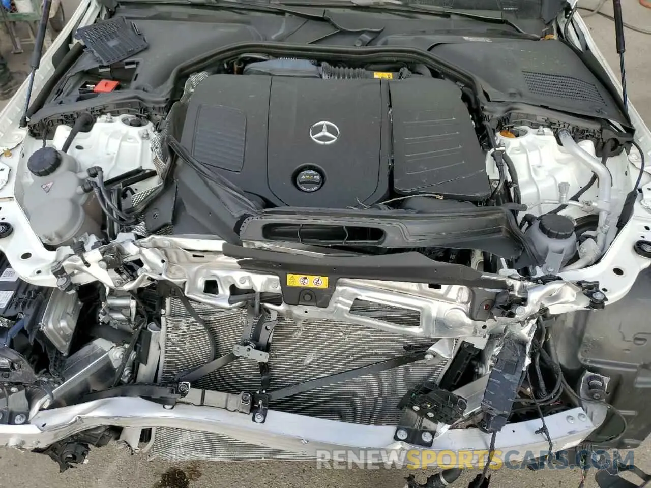 11 fotografías del automóvil dañado W1KAF4GB2RR191114 MERCEDES-BENZ C-CLASS 2024