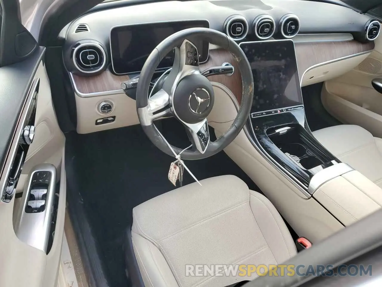 8 fotografías del automóvil dañado W1KAF4GB2RR191114 MERCEDES-BENZ C-CLASS 2024