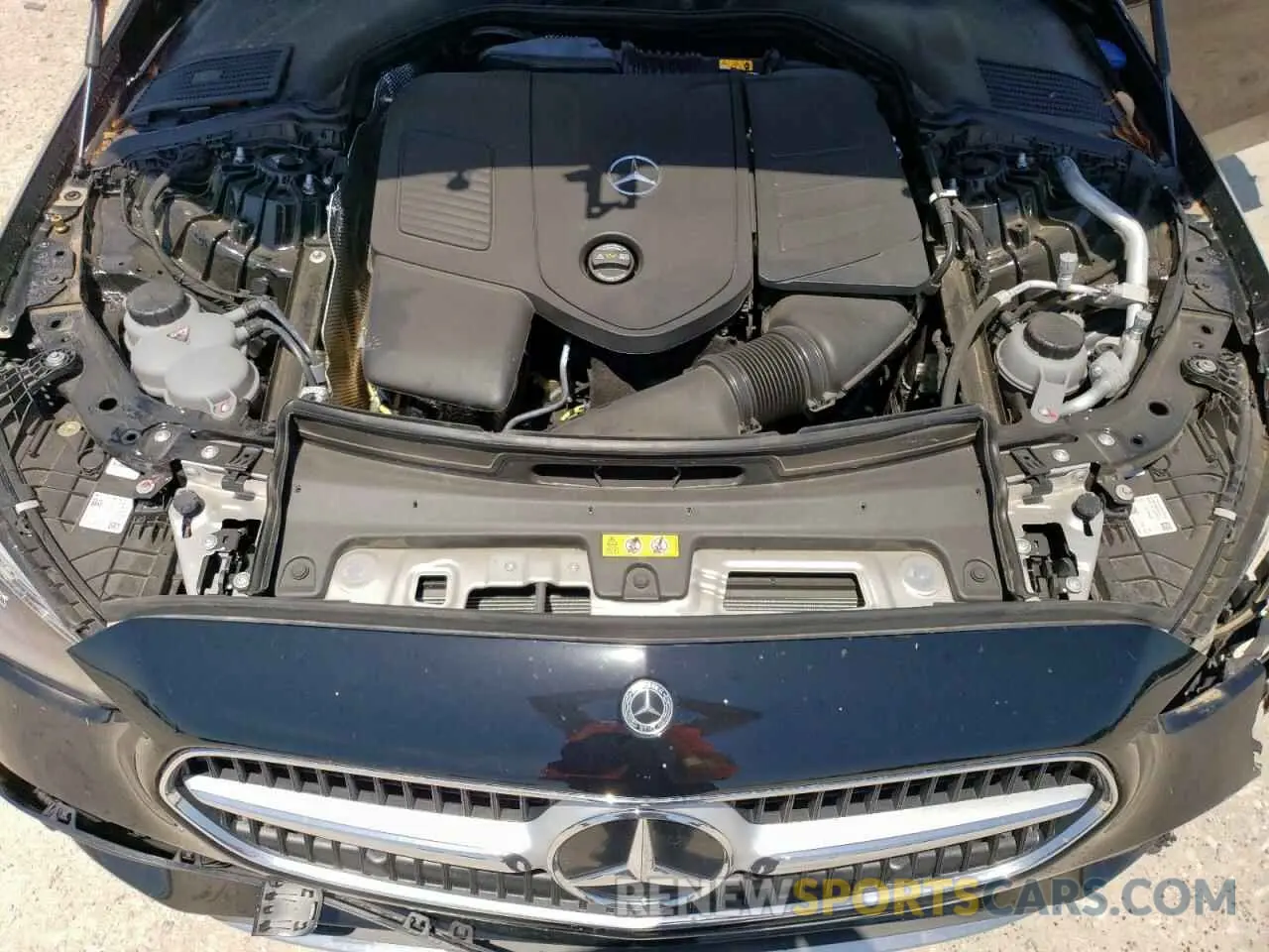 11 fotografías del automóvil dañado W1KAF4GB2RR229358 MERCEDES-BENZ C-CLASS 2024