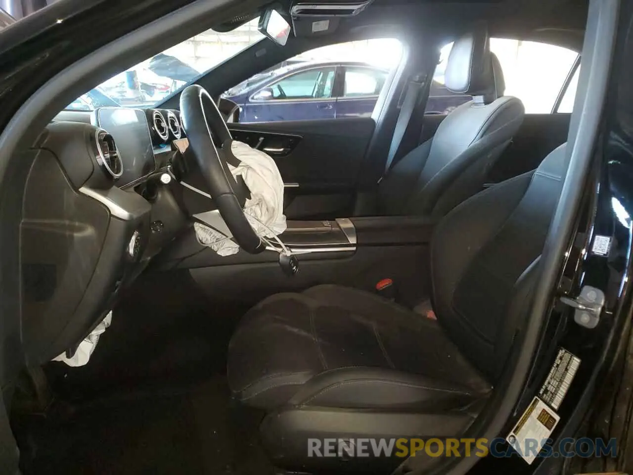 7 fotografías del automóvil dañado W1KAF4GB3RR189355 MERCEDES-BENZ C-CLASS 2024