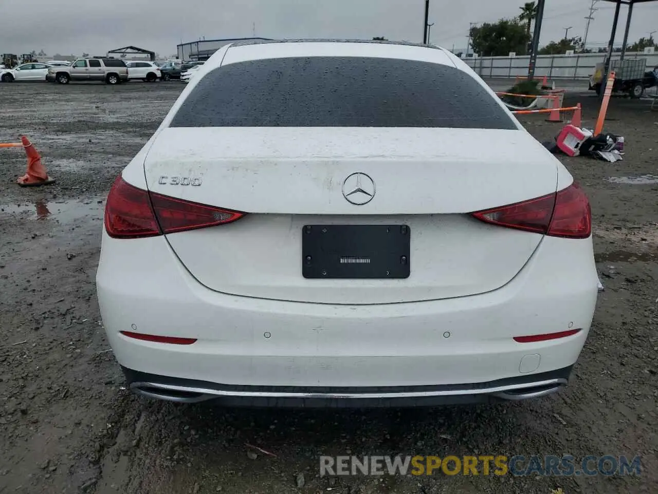 6 fotografías del automóvil dañado W1KAF4GB8RR213116 MERCEDES-BENZ C-CLASS 2024