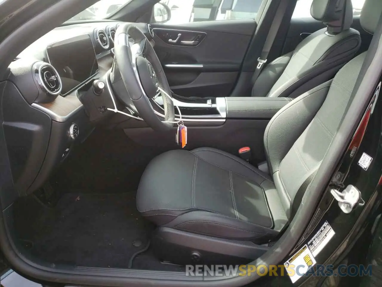 7 fotografías del automóvil dañado W1KAF4GB9RR221614 MERCEDES-BENZ C-CLASS 2024