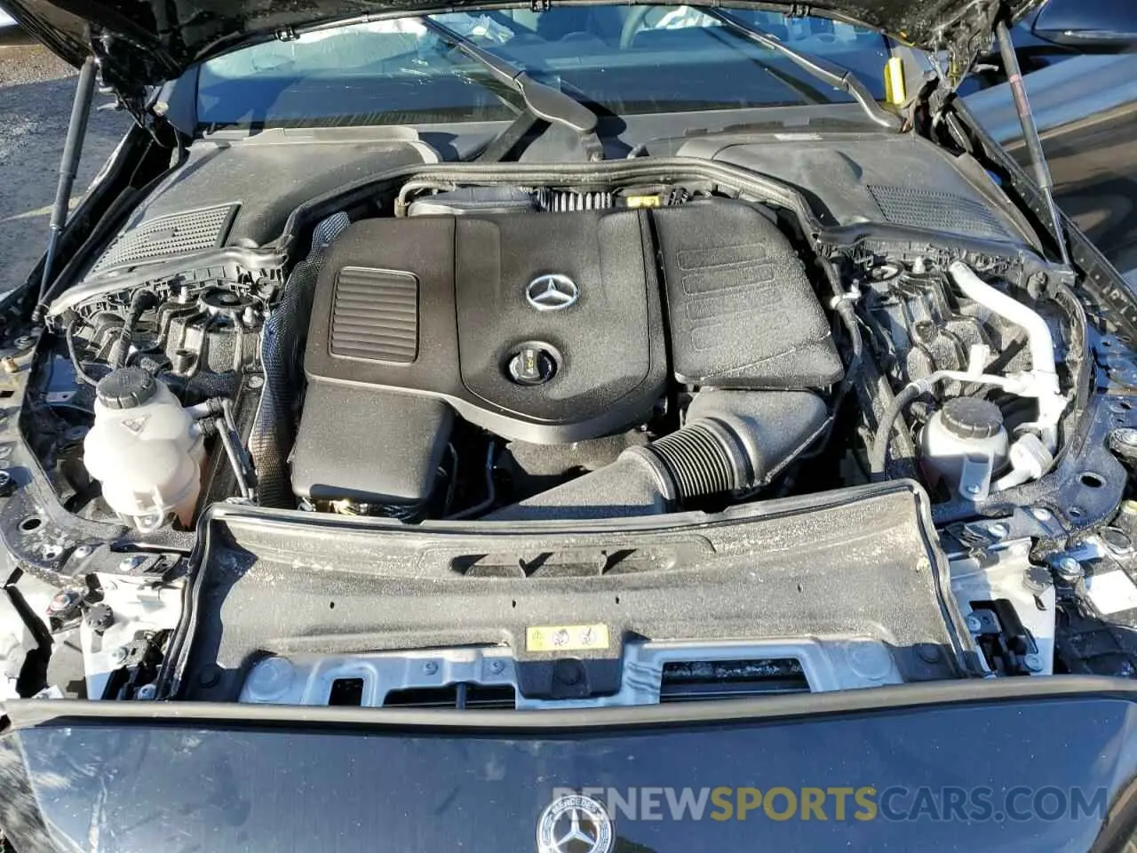 11 fotografías del automóvil dañado W1KAF4HB1RR183620 MERCEDES-BENZ C-CLASS 2024