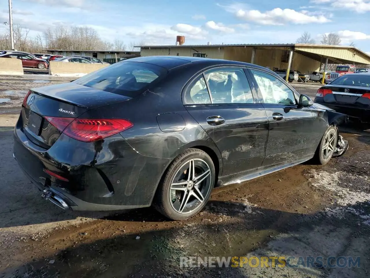 3 fotografías del automóvil dañado W1KAF4HB1RR183620 MERCEDES-BENZ C-CLASS 2024