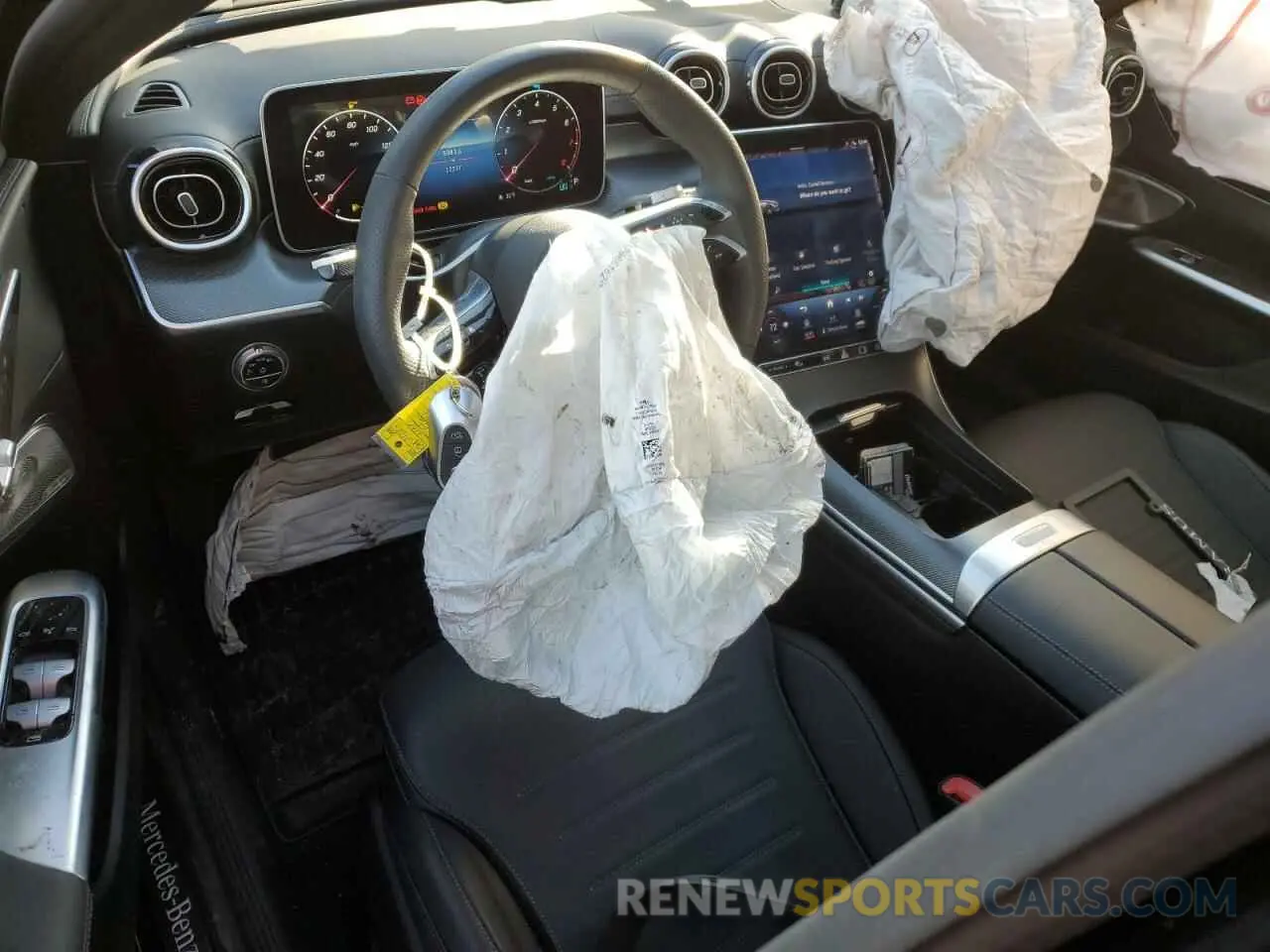 8 fotografías del automóvil dañado W1KAF4HB1RR183620 MERCEDES-BENZ C-CLASS 2024