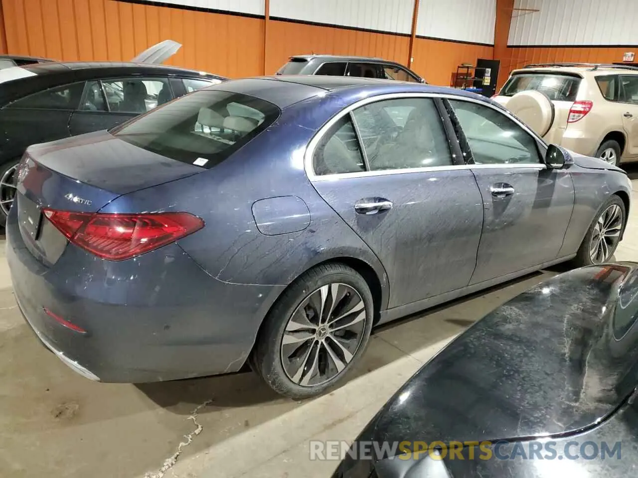 3 fotografías del automóvil dañado W1KAF4HB2RR222618 MERCEDES-BENZ C-CLASS 2024
