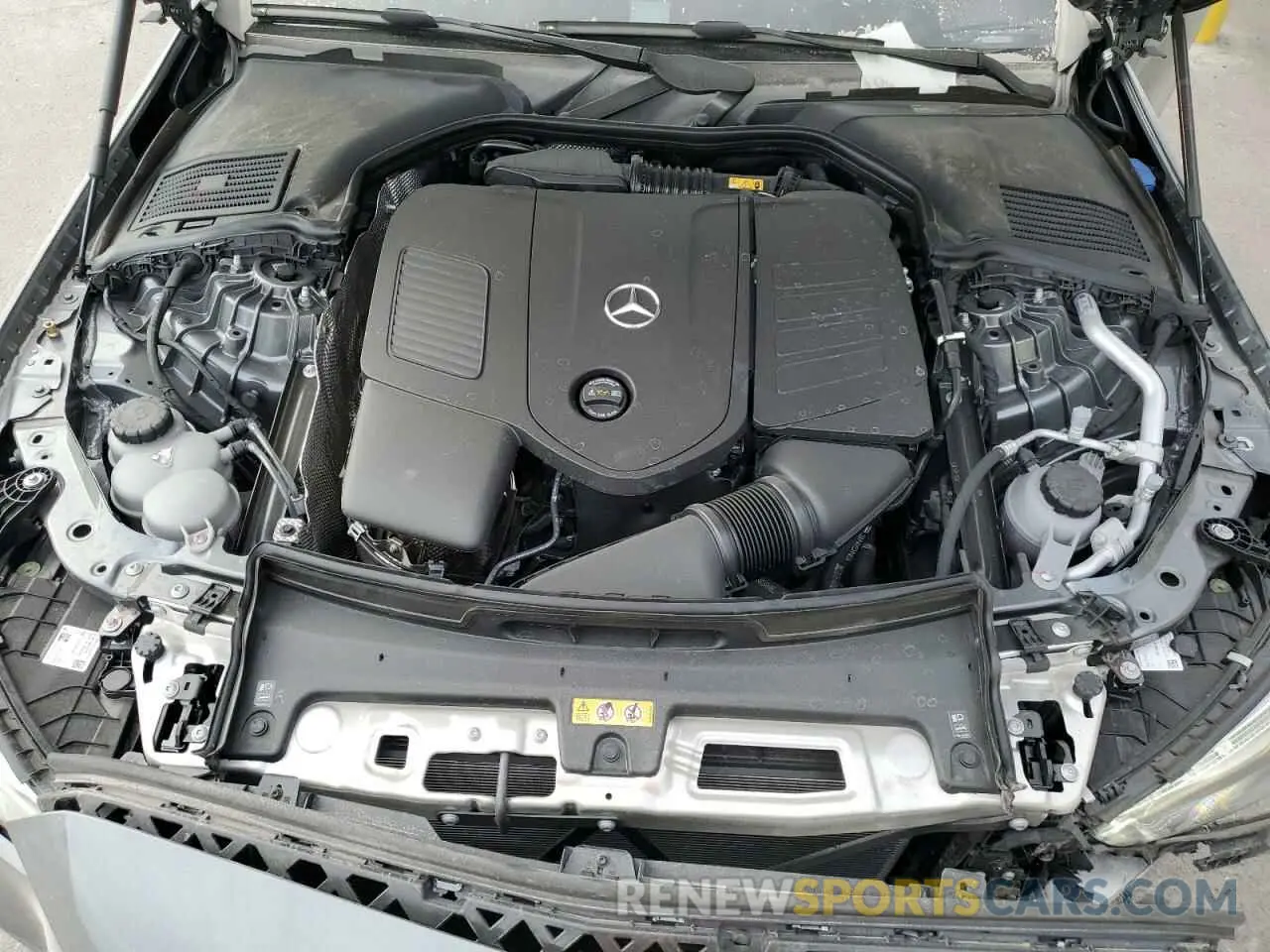 11 fotografías del automóvil dañado W1KAF4HB8RR198163 MERCEDES-BENZ C-CLASS 2024