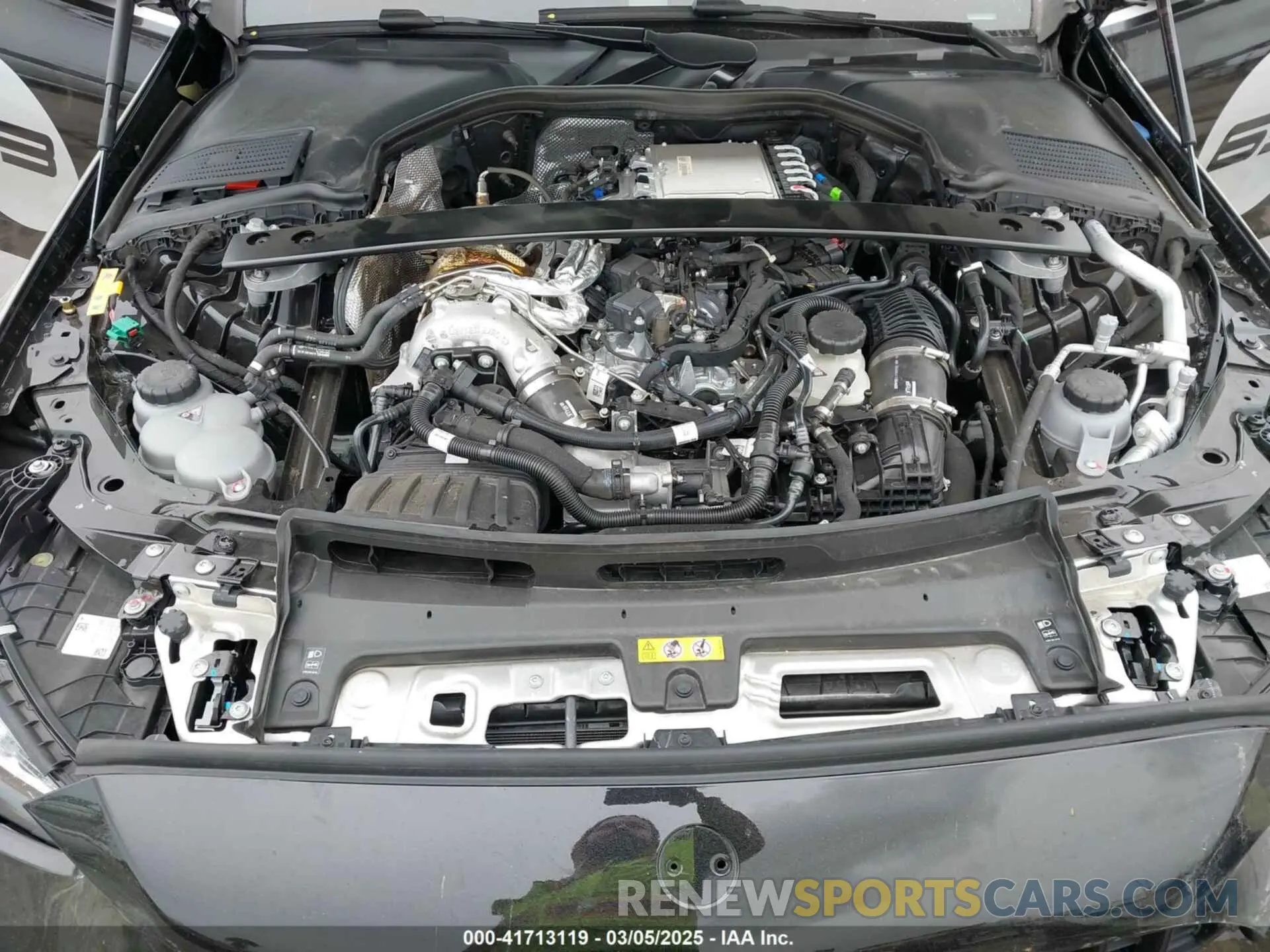 10 fotografías del automóvil dañado W1KAF8AB2RR225620 MERCEDES-BENZ C-CLASS 2024
