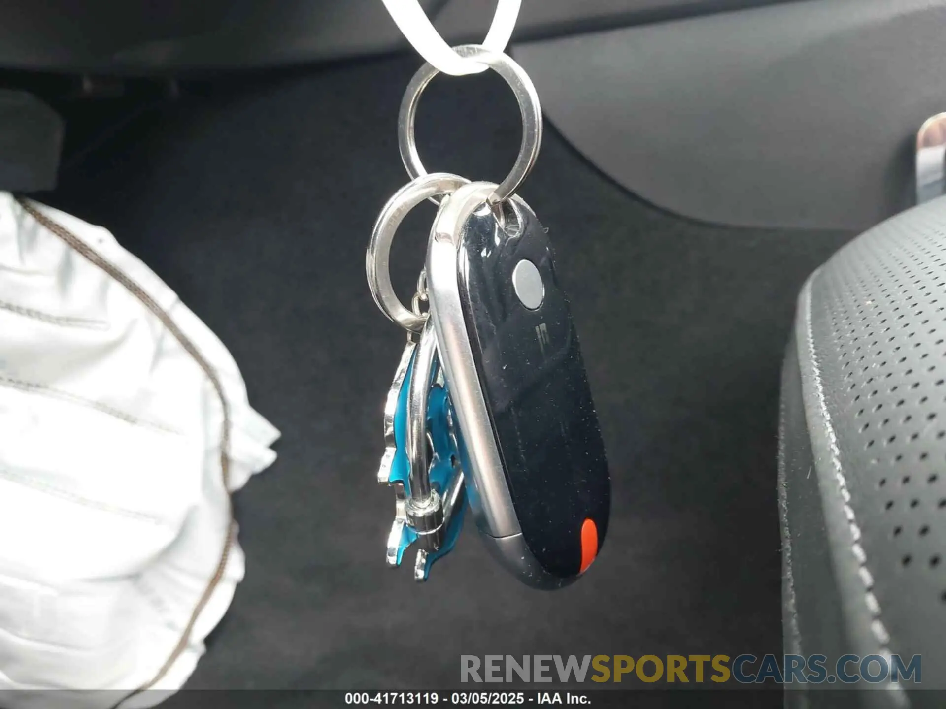 11 fotografías del automóvil dañado W1KAF8AB2RR225620 MERCEDES-BENZ C-CLASS 2024