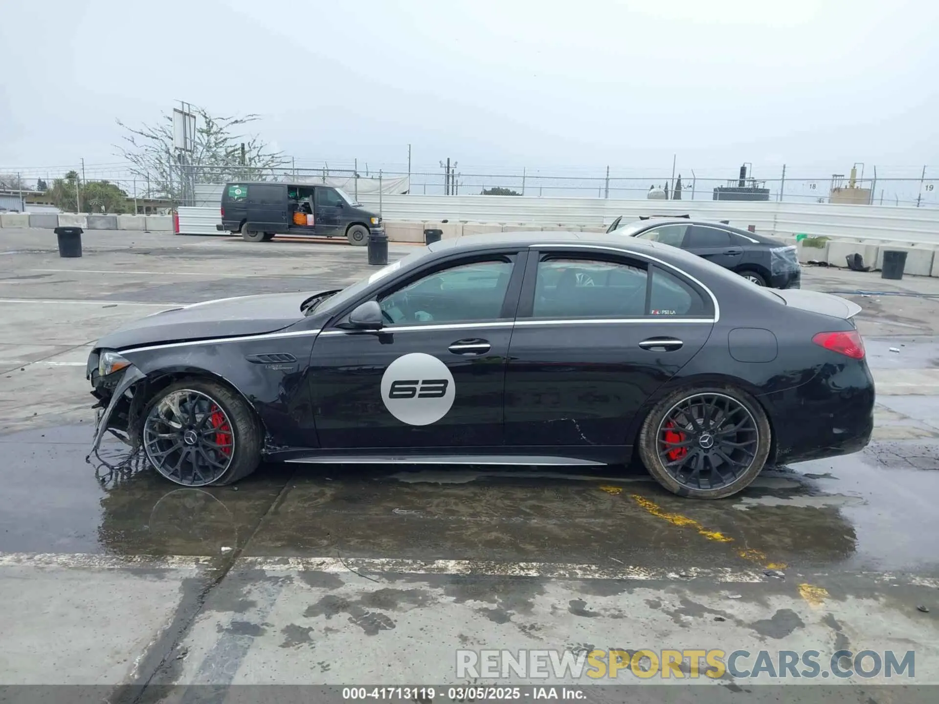 15 fotografías del automóvil dañado W1KAF8AB2RR225620 MERCEDES-BENZ C-CLASS 2024