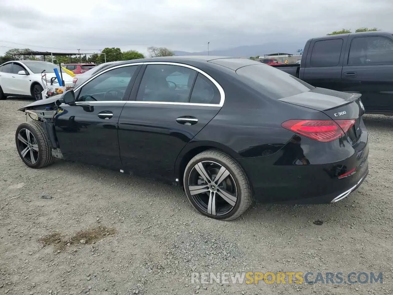 2 fotografías del automóvil dañado W1KAF4GB7SR249191 MERCEDES-BENZ C-CLASS 2025