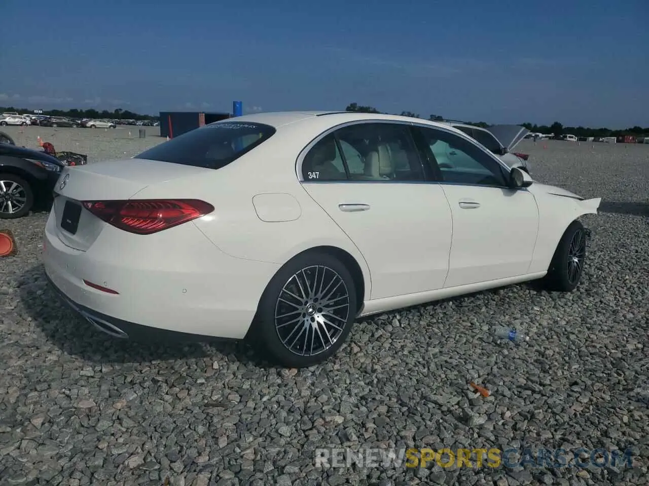 3 fotografías del automóvil dañado W1KAF4GBXSR238136 MERCEDES-BENZ C-CLASS 2025