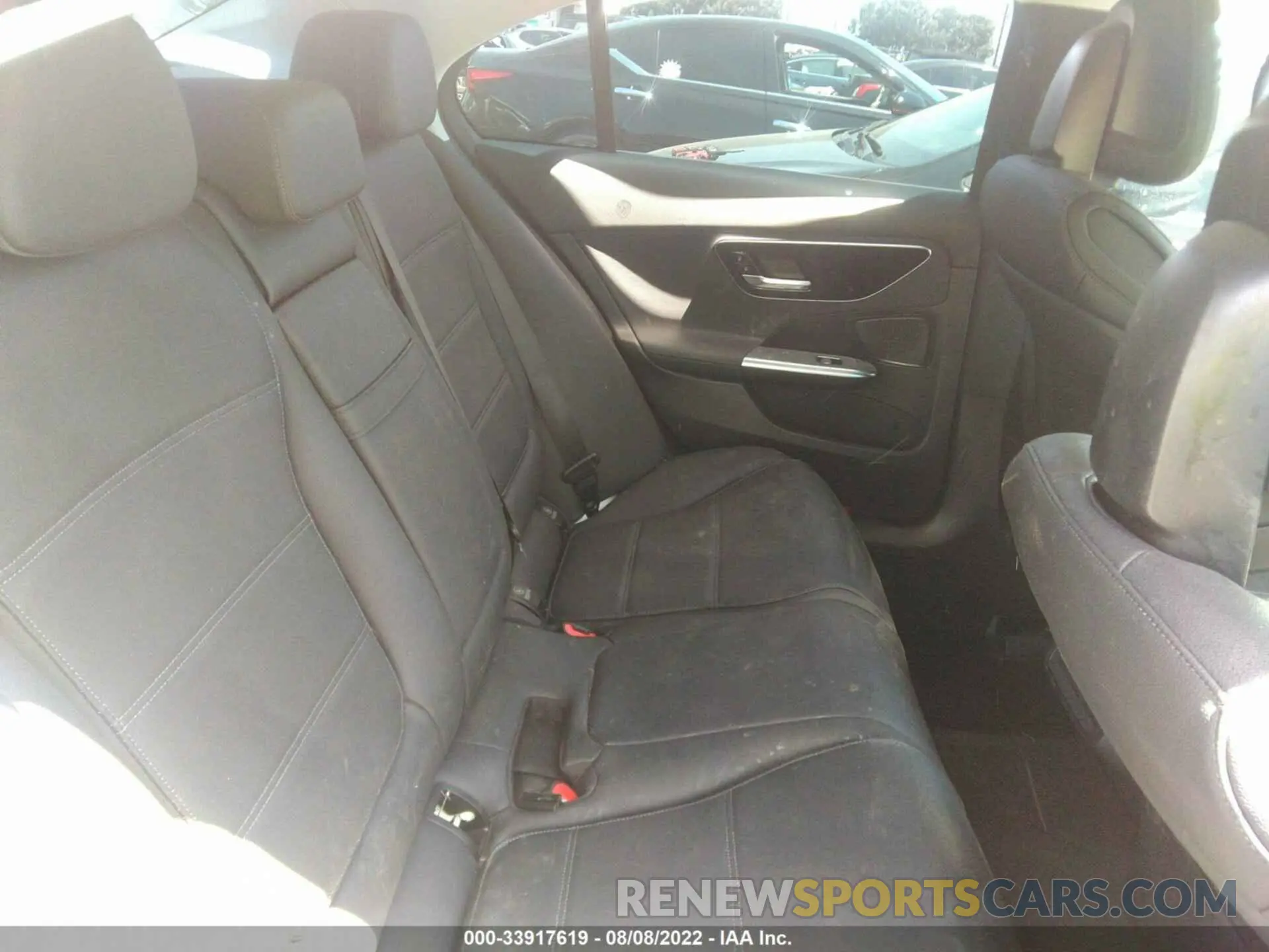 8 fotografías del automóvil dañado W1KAF4GB5NR013675 MERCEDES-BENZ C-CLASS C300 2022