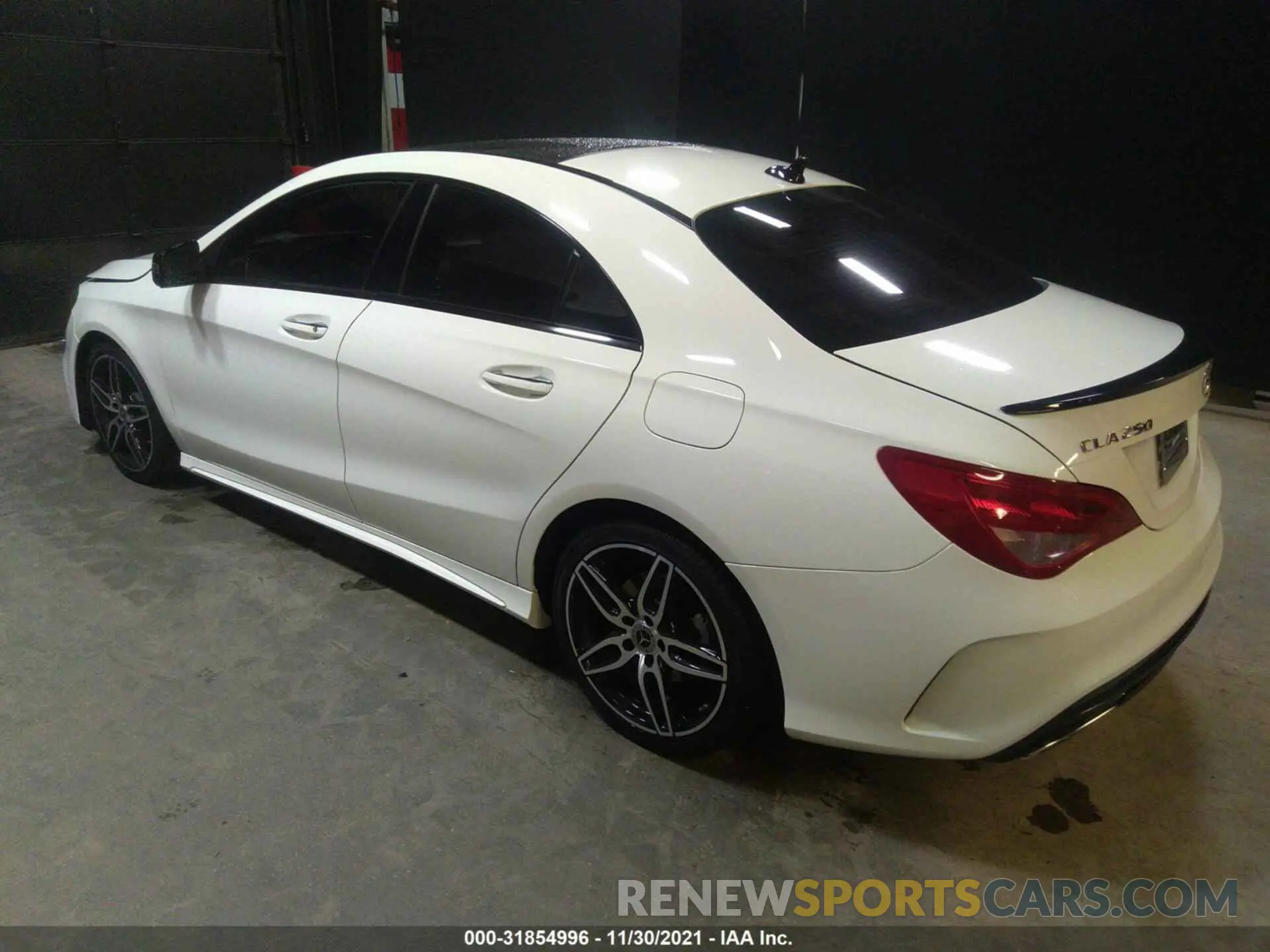 3 fotografías del automóvil dañado WDDSJ4EB2KN711234 MERCEDES-BENZ CLA 2019