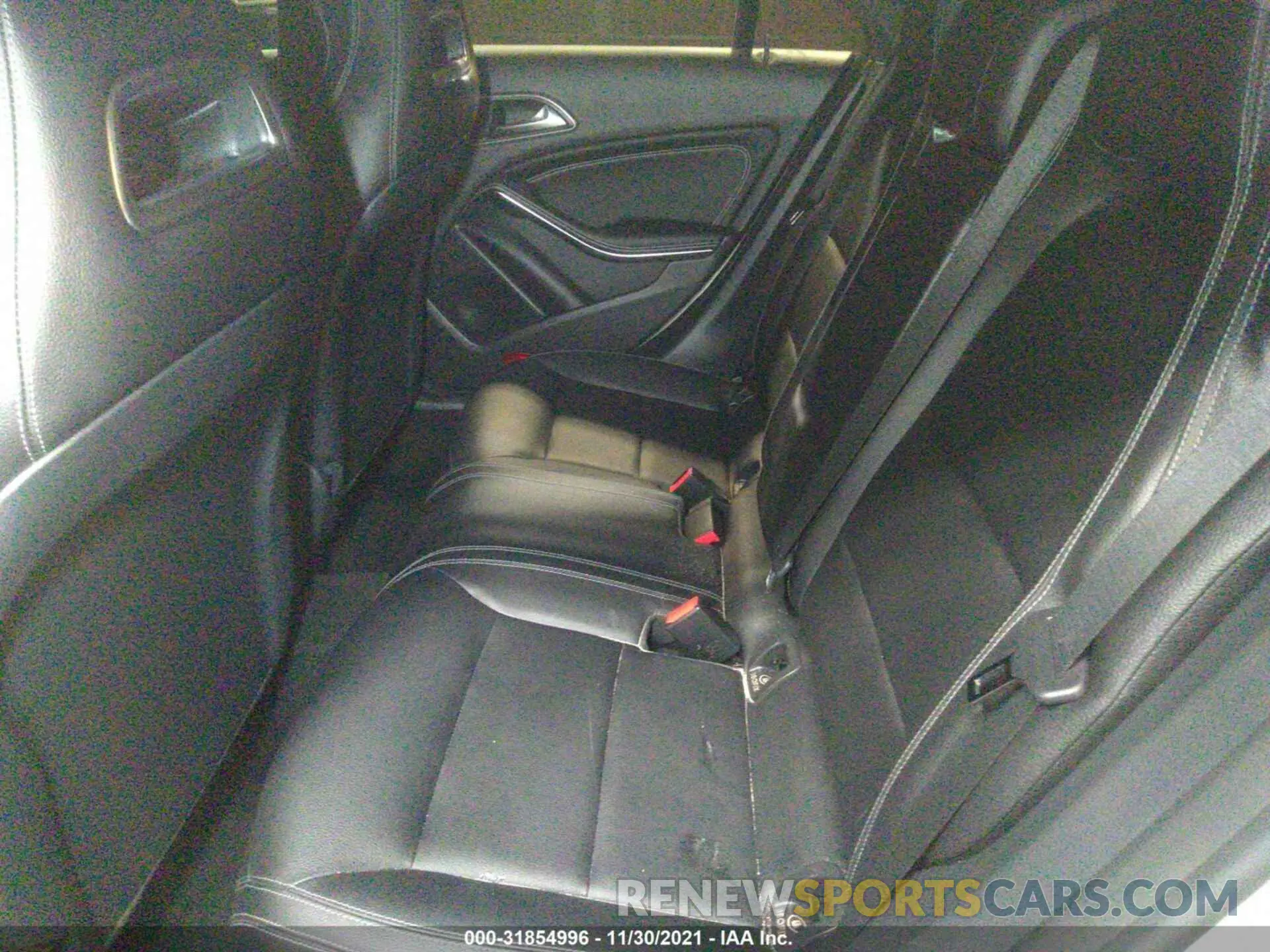8 fotografías del automóvil dañado WDDSJ4EB2KN711234 MERCEDES-BENZ CLA 2019