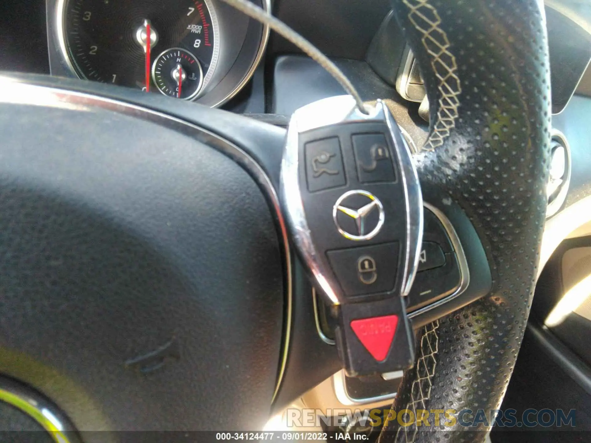 11 fotografías del automóvil dañado WDDSJ4EB4KN743585 MERCEDES-BENZ CLA 2019