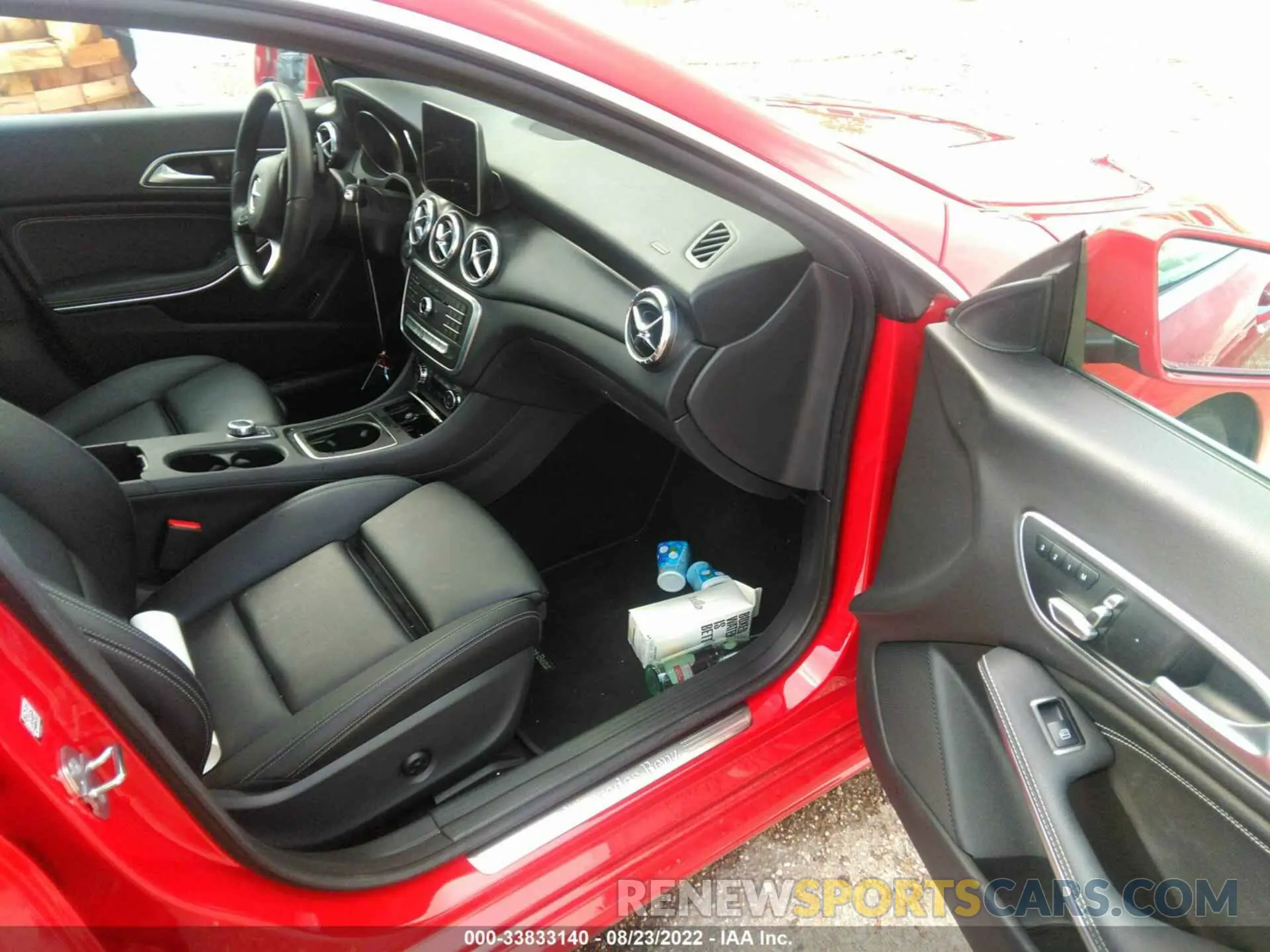 5 fotografías del automóvil dañado WDDSJ4EB6KN776250 MERCEDES-BENZ CLA 2019