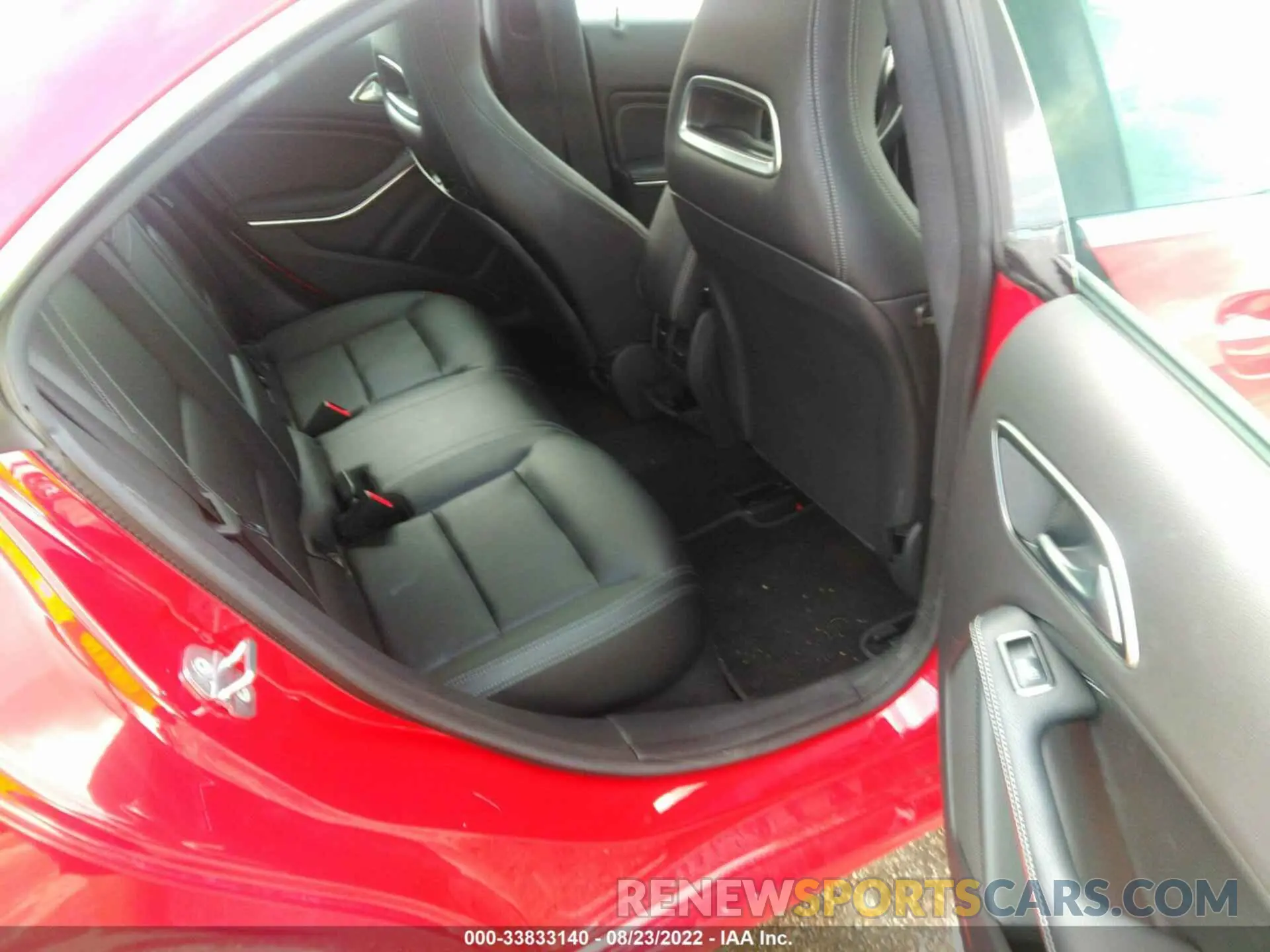 8 fotografías del automóvil dañado WDDSJ4EB6KN776250 MERCEDES-BENZ CLA 2019
