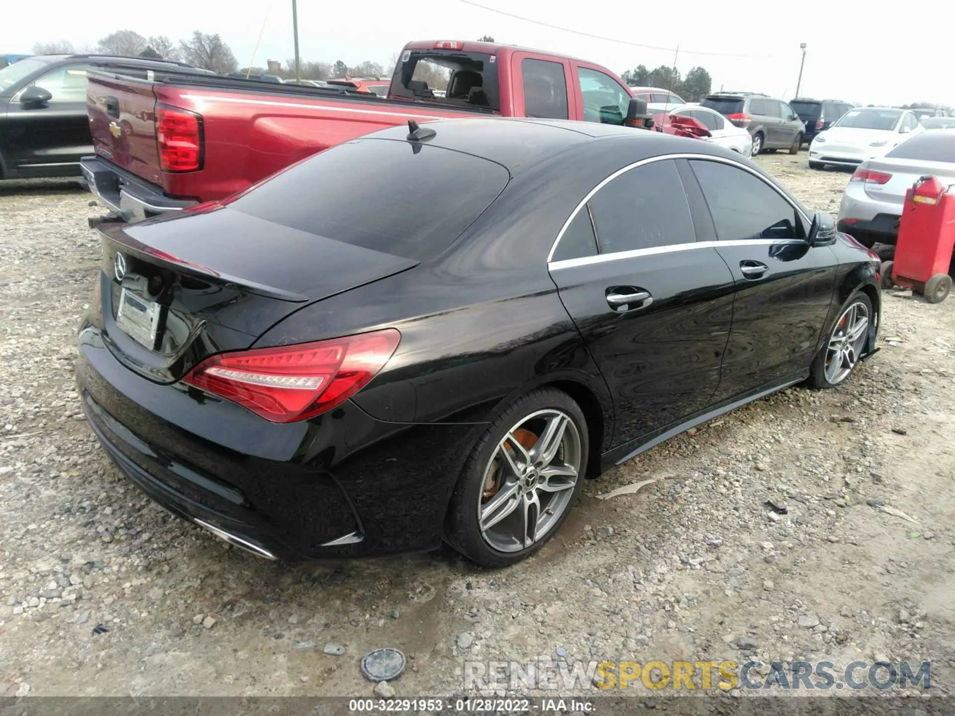 4 fotografías del automóvil dañado WDDSJ4EB8KN706572 MERCEDES-BENZ CLA 2019