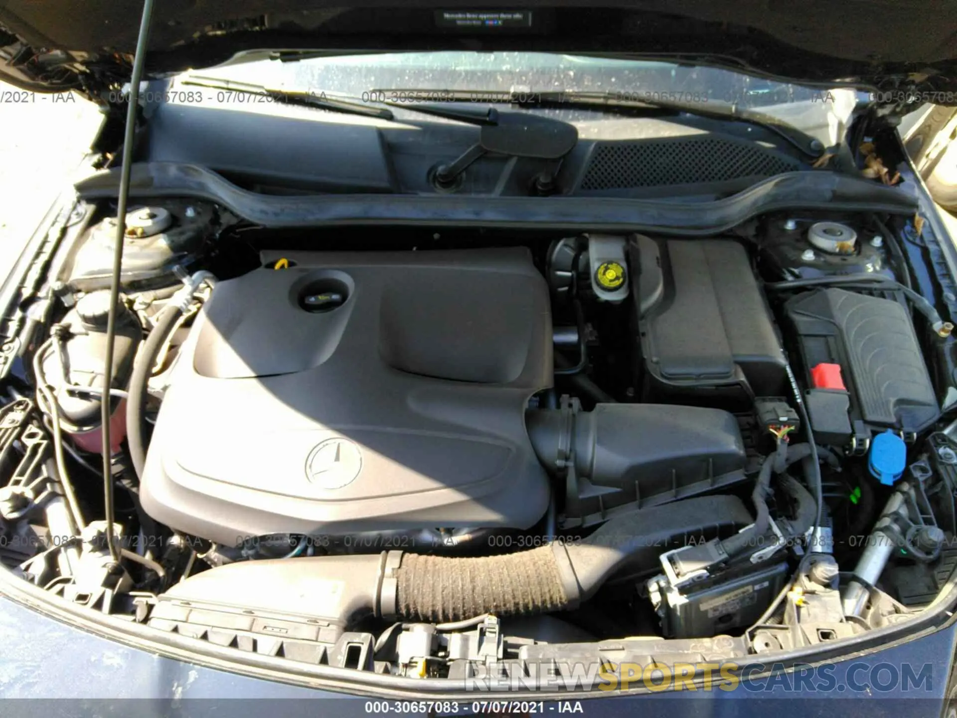 10 fotografías del automóvil dañado WDDSJ4GB4KN757452 MERCEDES-BENZ CLA 2019