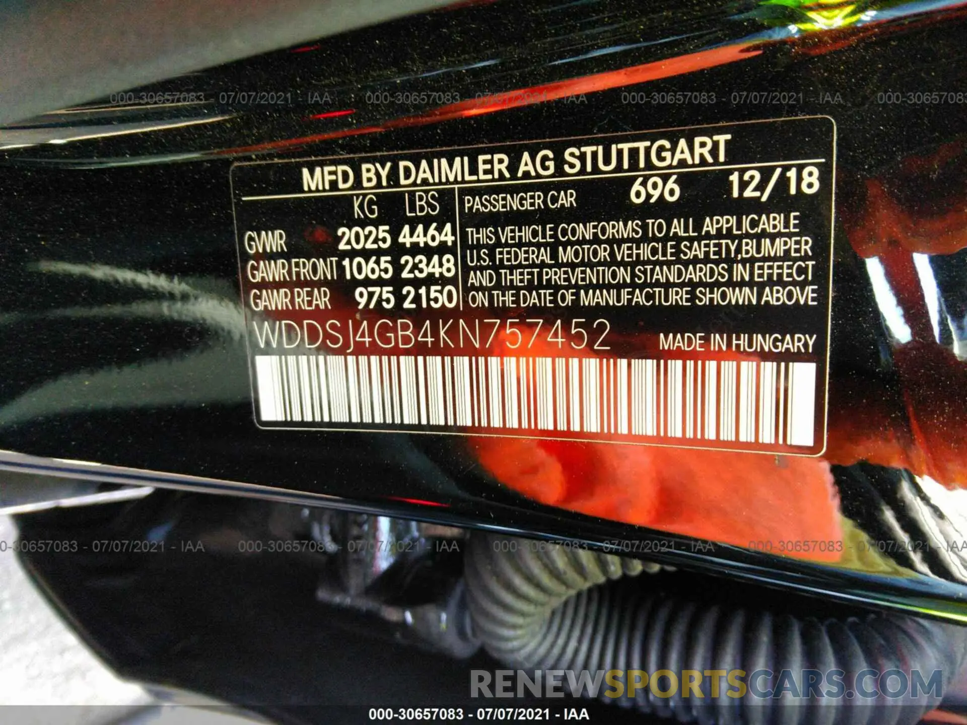 9 fotografías del automóvil dañado WDDSJ4GB4KN757452 MERCEDES-BENZ CLA 2019