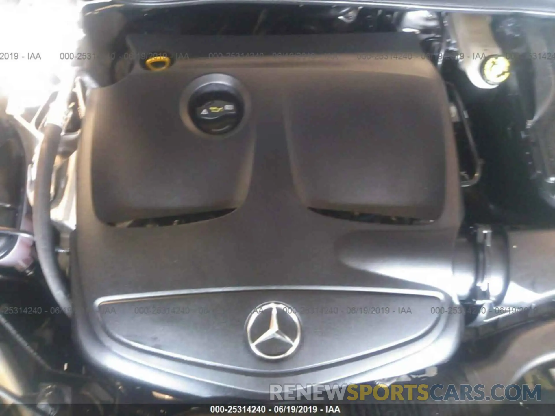 10 fotografías del automóvil dañado WDDSJ4GB6KN723352 MERCEDES-BENZ CLA 2019