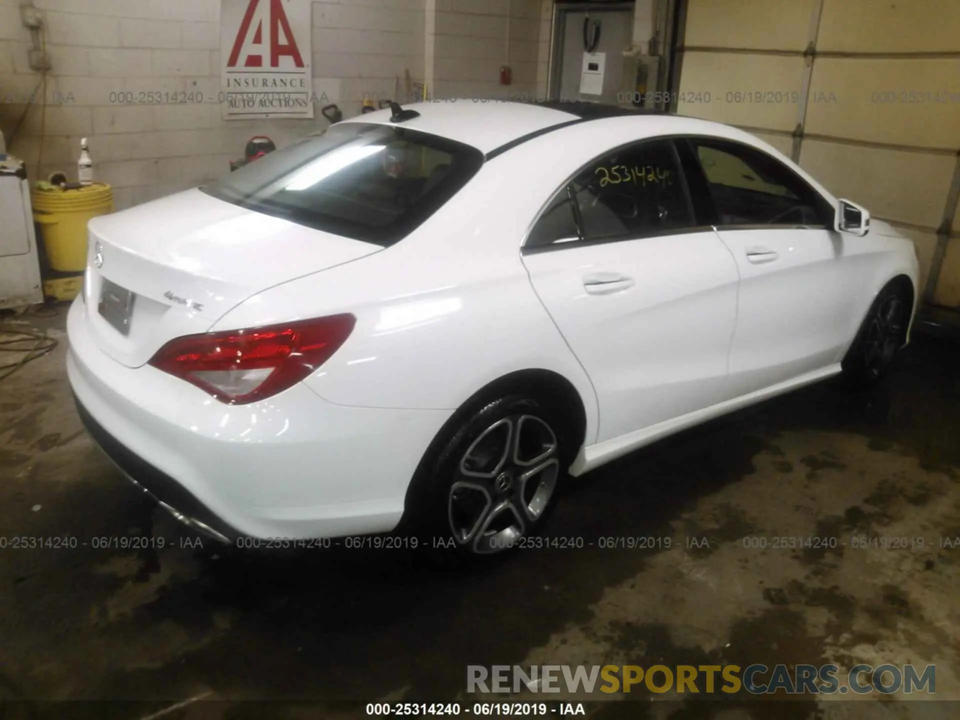 4 fotografías del automóvil dañado WDDSJ4GB6KN723352 MERCEDES-BENZ CLA 2019