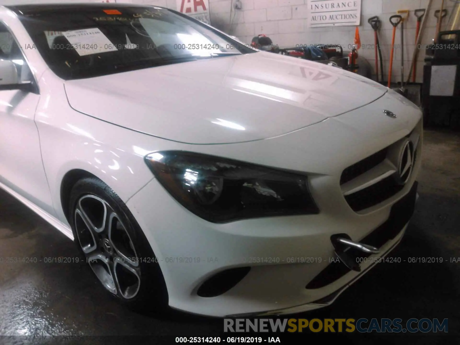6 fotografías del automóvil dañado WDDSJ4GB6KN723352 MERCEDES-BENZ CLA 2019