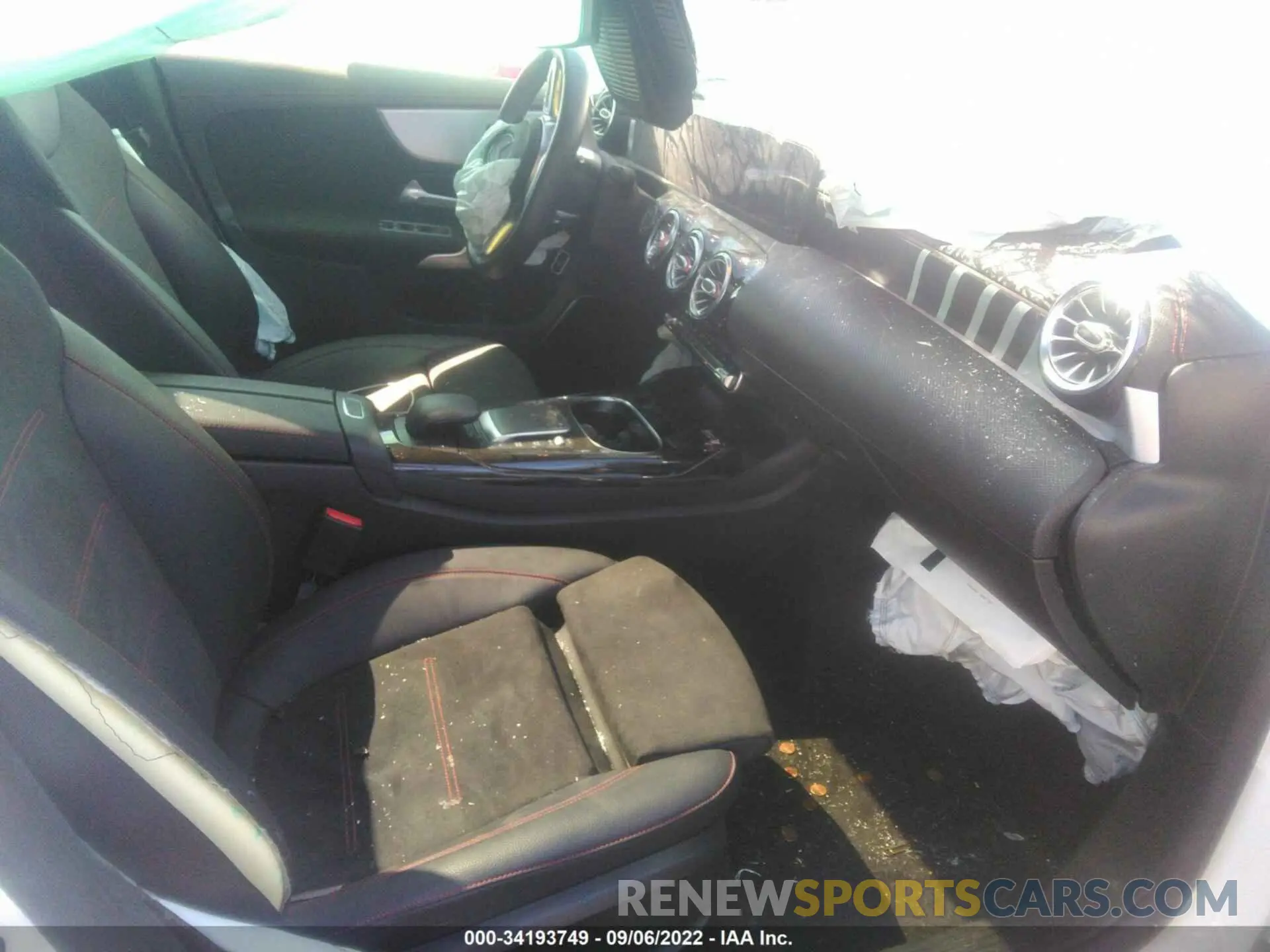 5 fotografías del automóvil dañado W1K5J5BB4MN192035 MERCEDES-BENZ CLA 2021