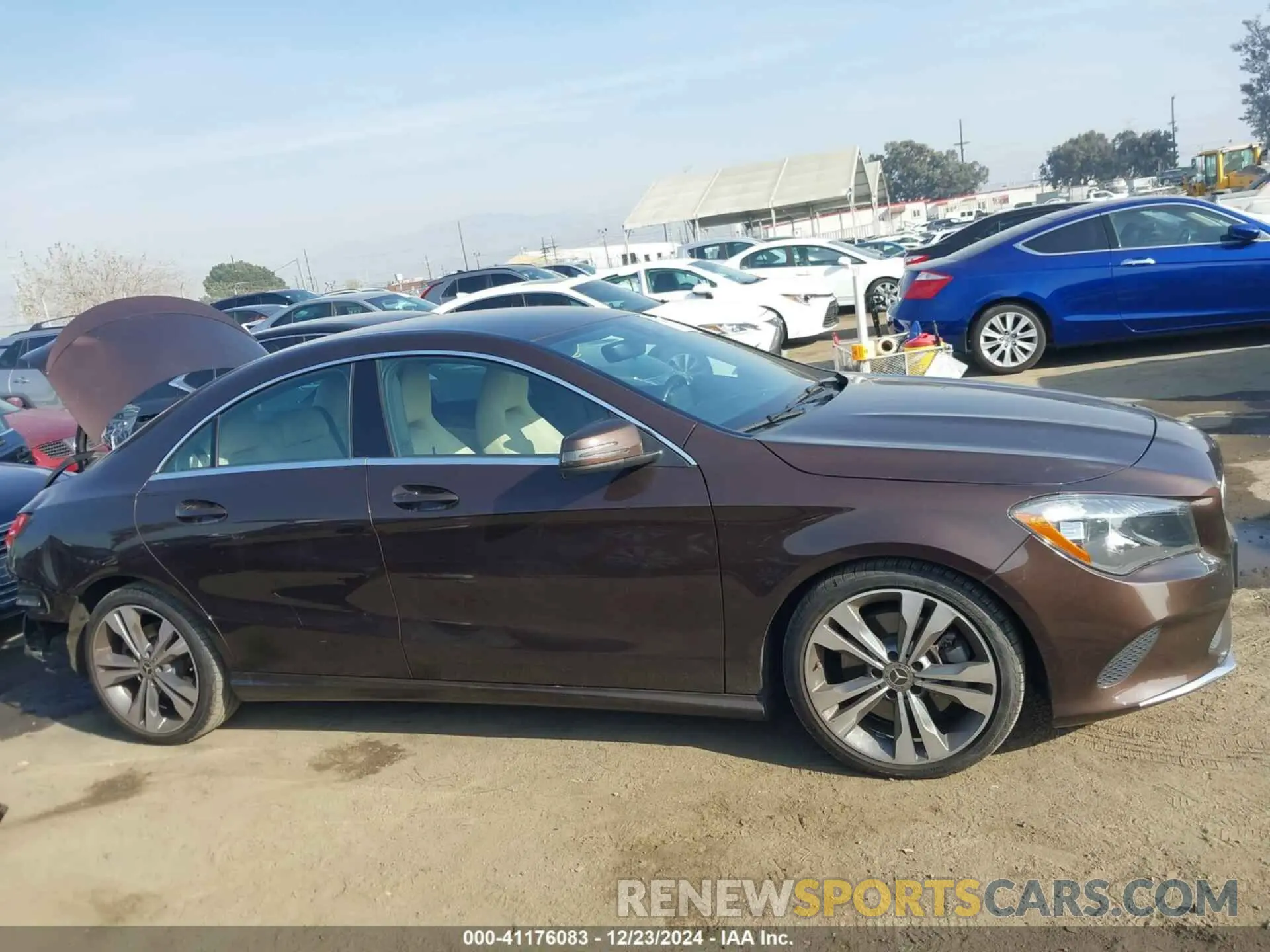 14 fotografías del automóvil dañado WDDSJ4EB0KN717128 MERCEDES-BENZ CLA 250 2019