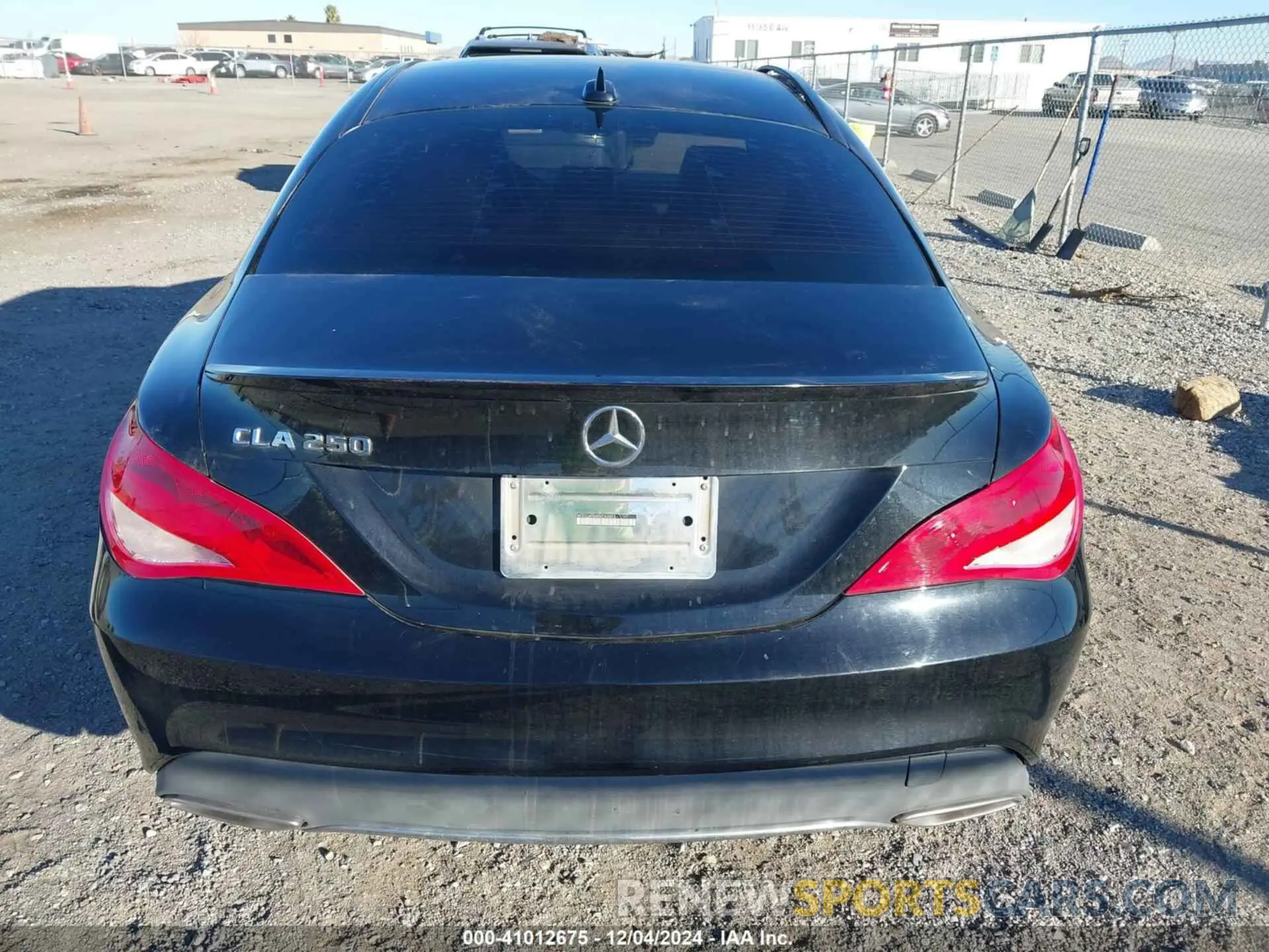 17 fotografías del automóvil dañado WDDSJ4EB4KN743893 MERCEDES-BENZ CLA 250 2019