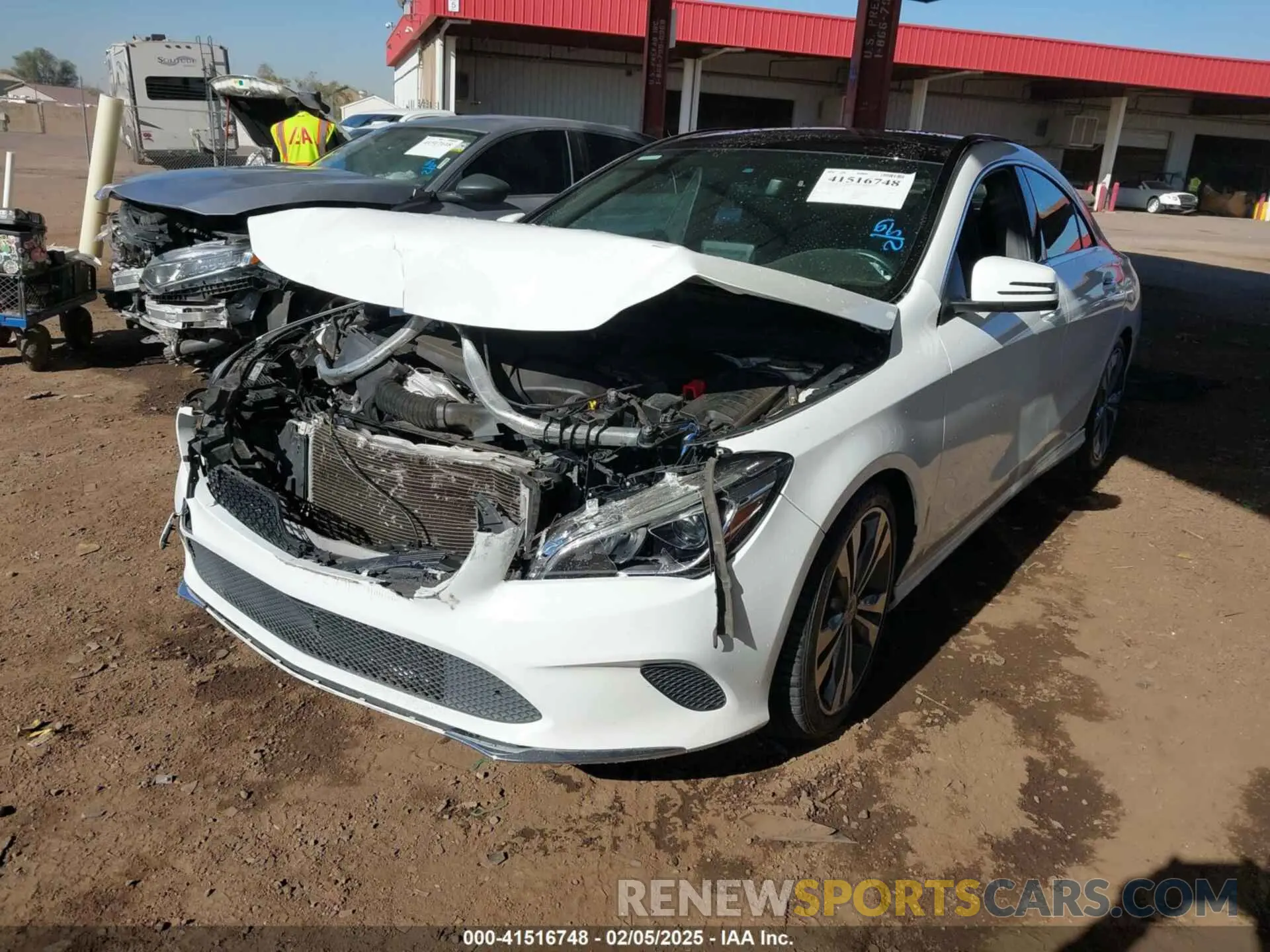 2 fotografías del automóvil dañado WDDSJ4EB5KN747130 MERCEDES-BENZ CLA 250 2019
