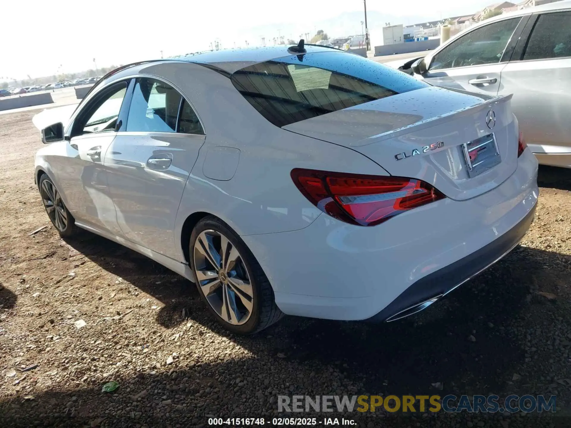 3 fotografías del automóvil dañado WDDSJ4EB5KN747130 MERCEDES-BENZ CLA 250 2019