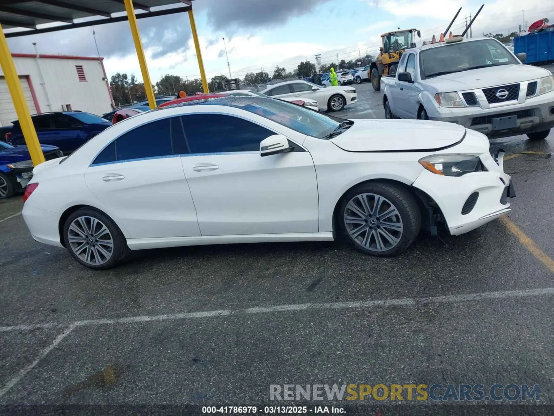 13 fotografías del automóvil dañado WDDSJ4EB5KN753560 MERCEDES-BENZ CLA 250 2019