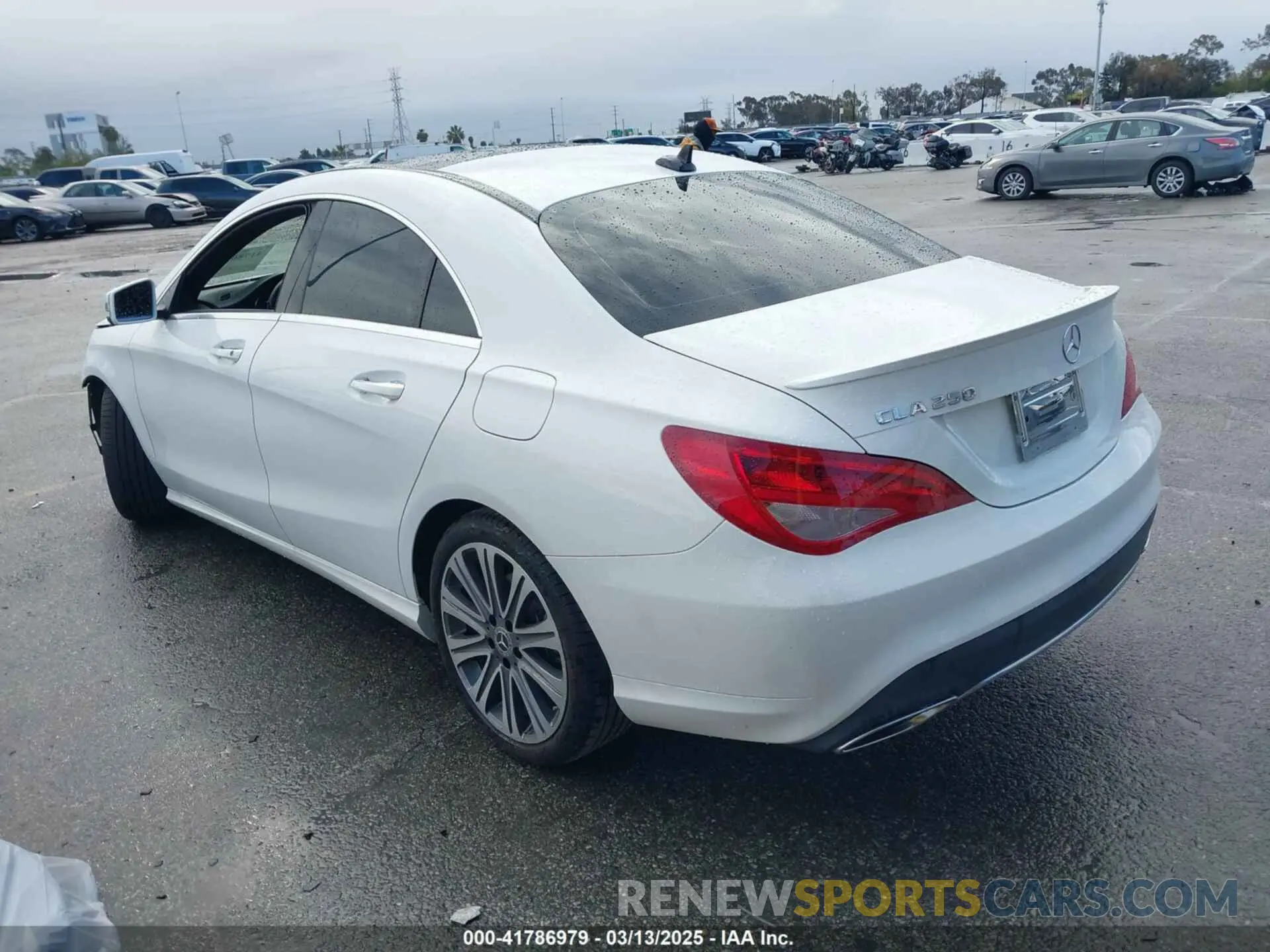 3 fotografías del automóvil dañado WDDSJ4EB5KN753560 MERCEDES-BENZ CLA 250 2019
