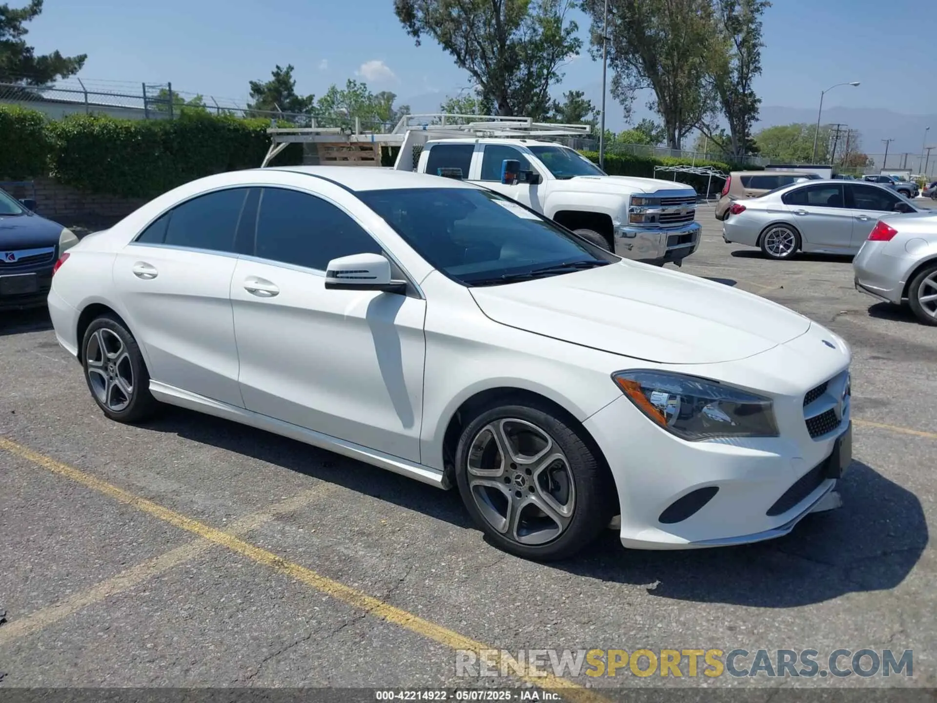 1 fotografías del automóvil dañado WDDSJ4EB5KN769676 MERCEDES-BENZ CLA 250 2019