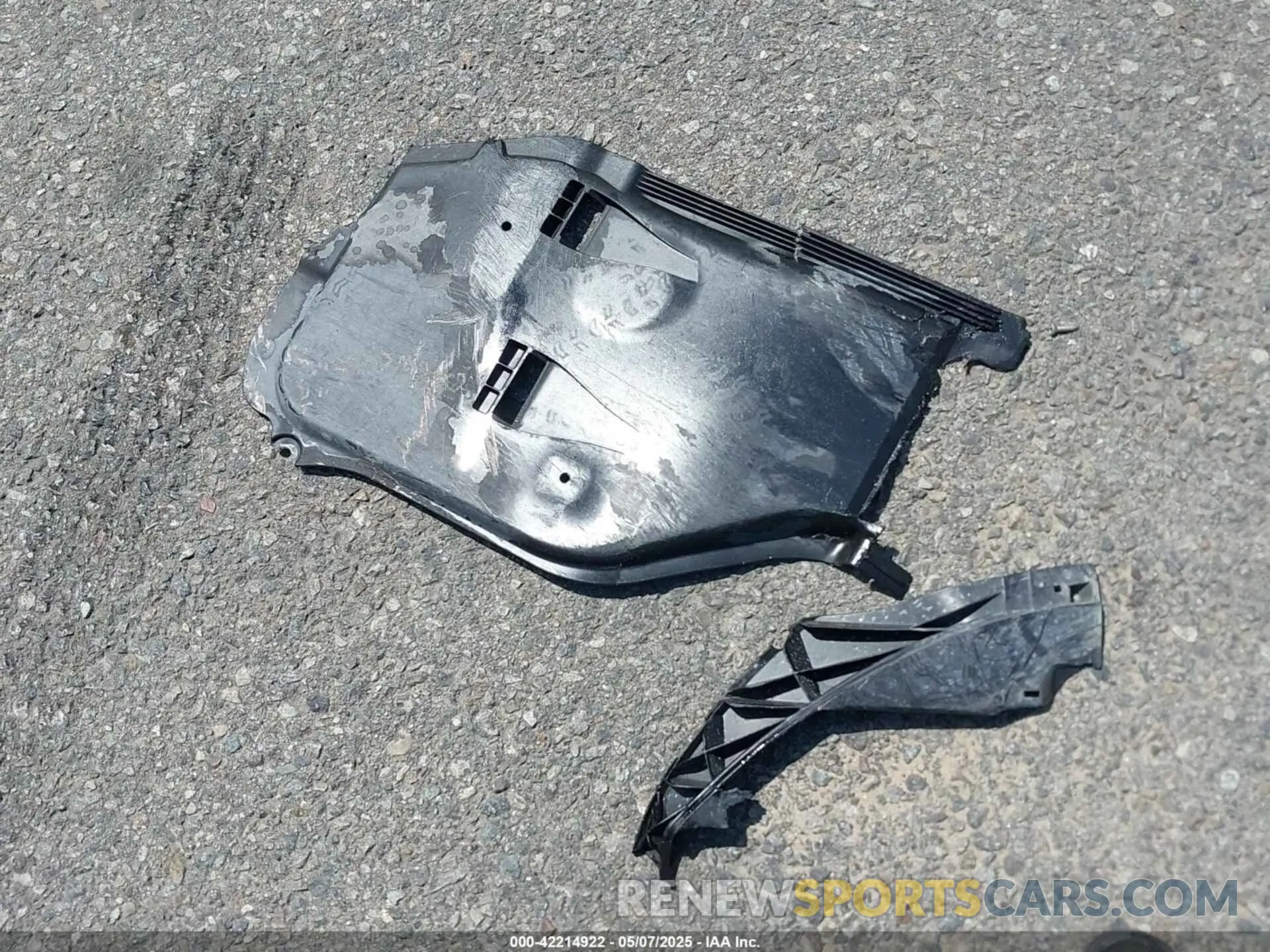 12 fotografías del automóvil dañado WDDSJ4EB5KN769676 MERCEDES-BENZ CLA 250 2019