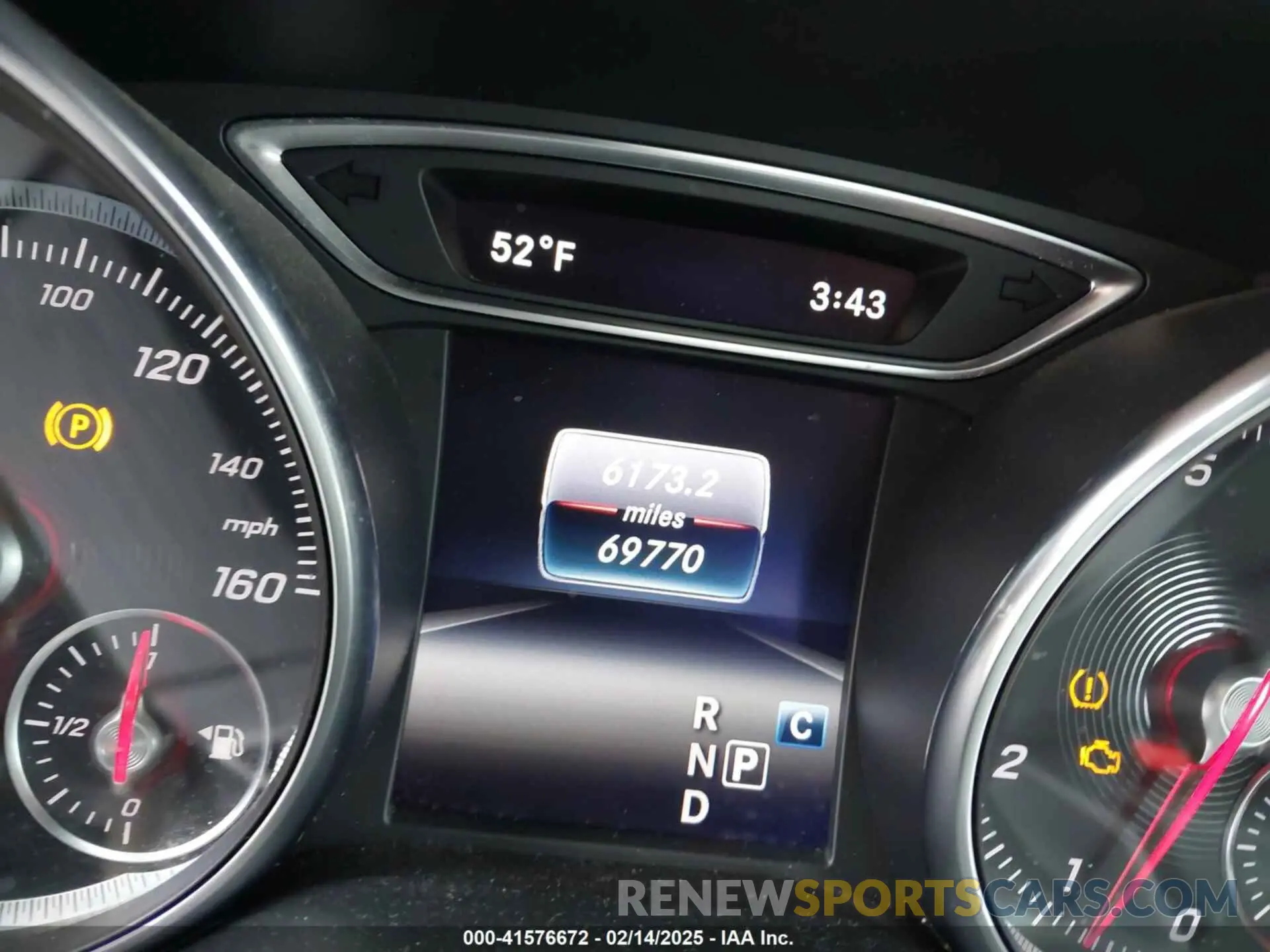 15 fotografías del automóvil dañado WDDSJ4EB6KN757732 MERCEDES-BENZ CLA 250 2019