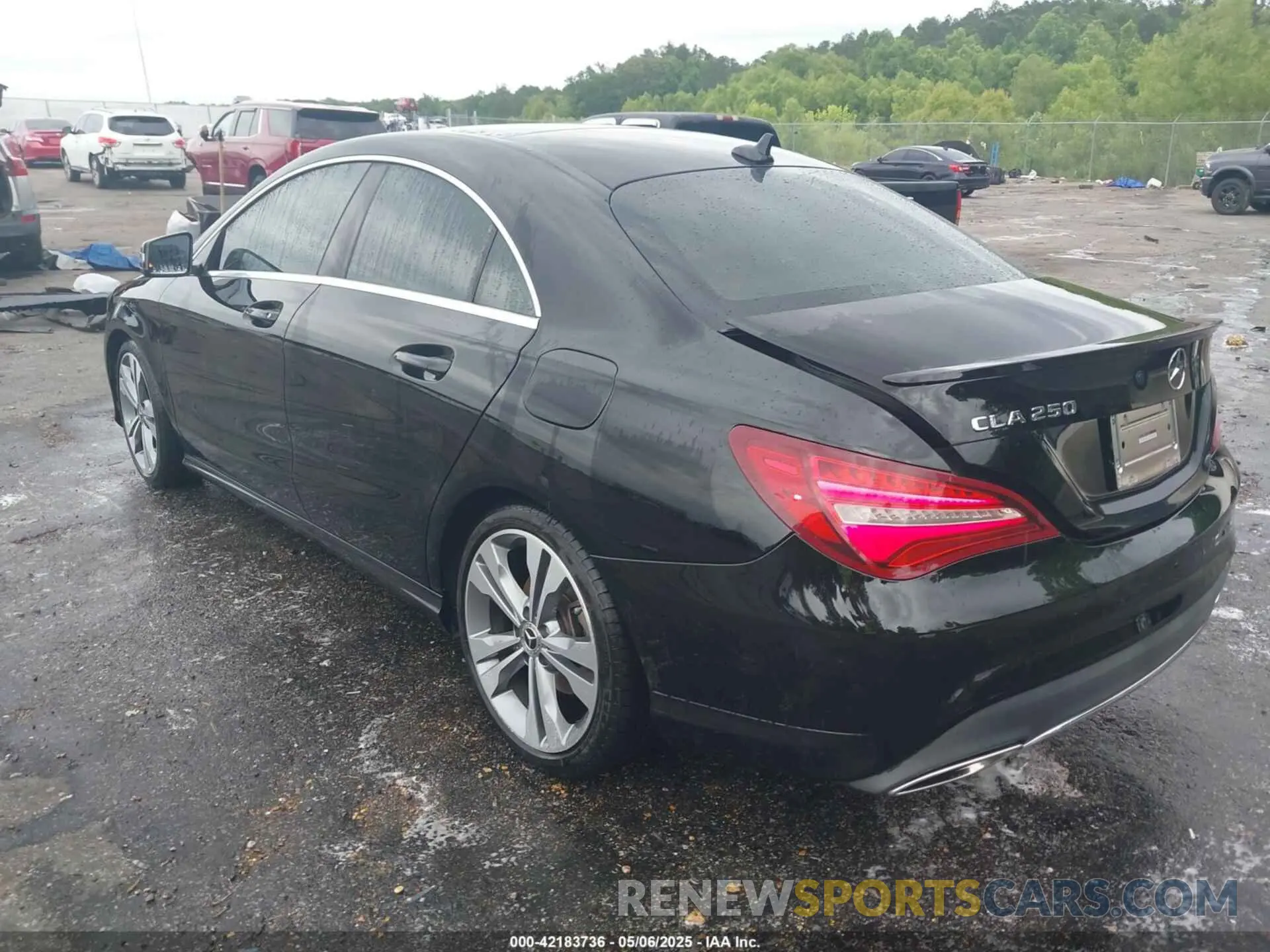 3 fotografías del automóvil dañado WDDSJ4EB7KN710306 MERCEDES-BENZ CLA 250 2019