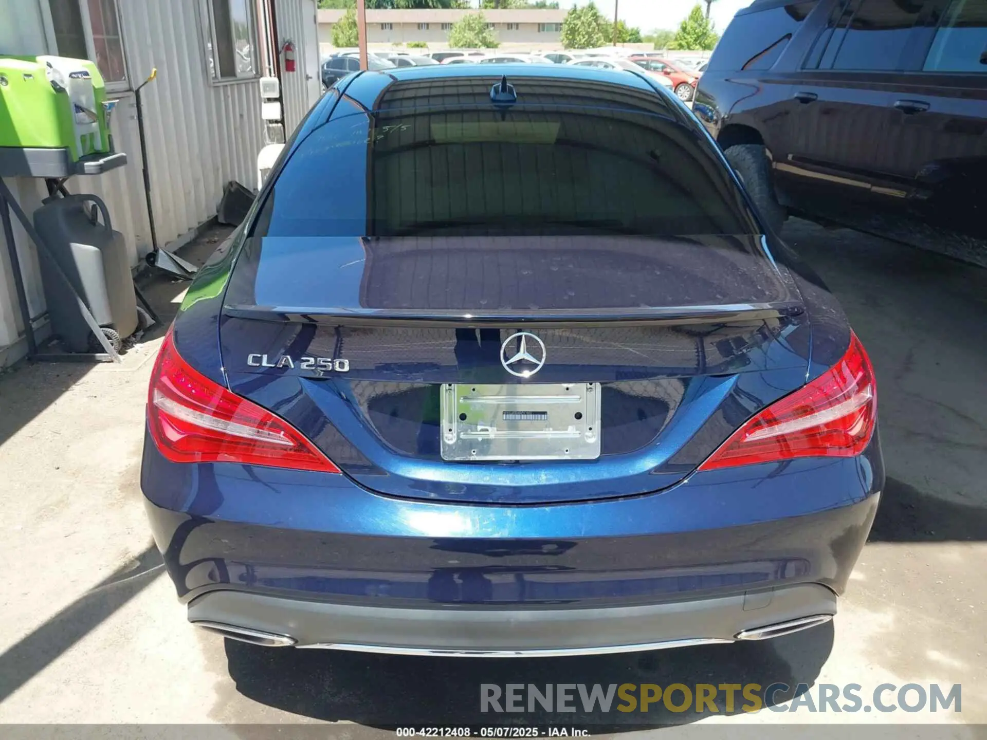16 fotografías del automóvil dañado WDDSJ4EBXKN741503 MERCEDES-BENZ CLA 250 2019