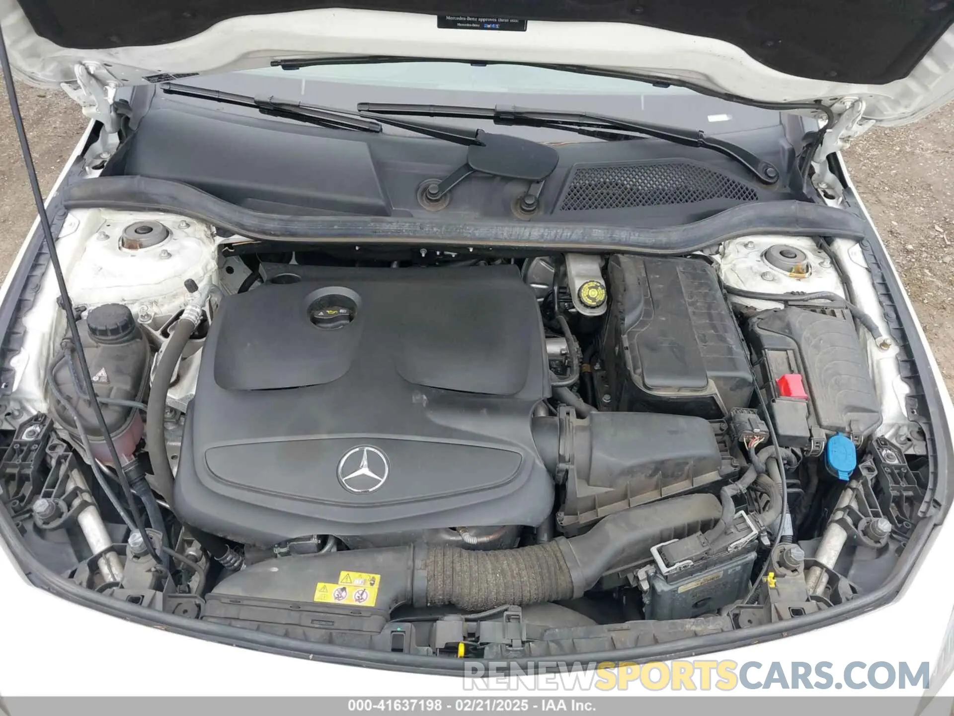10 fotografías del automóvil dañado WDDSJ4GB9KN724673 MERCEDES-BENZ CLA 250 2019