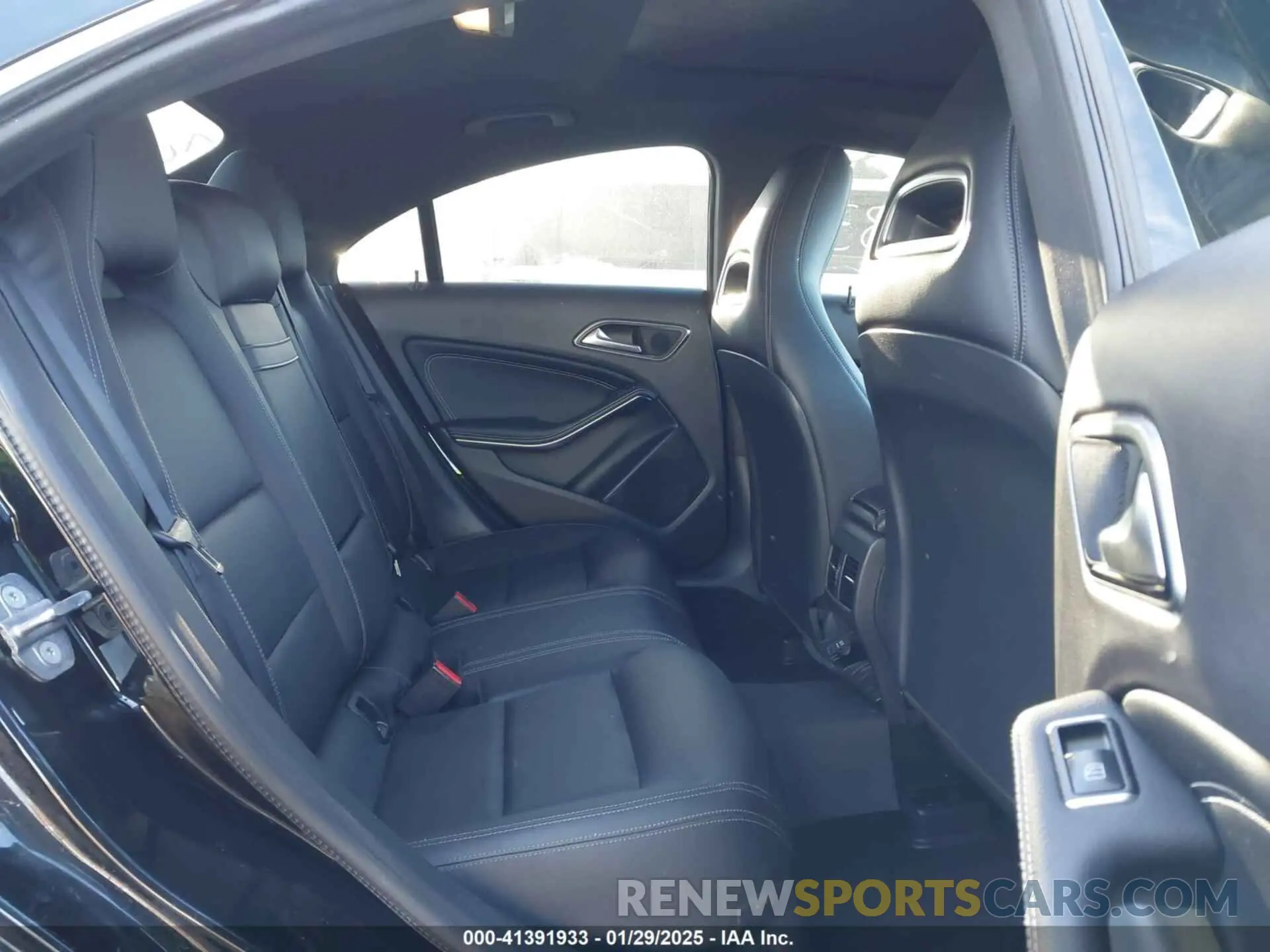 8 fotografías del automóvil dañado WDDSJ4GB9KN761559 MERCEDES-BENZ CLA 250 2019
